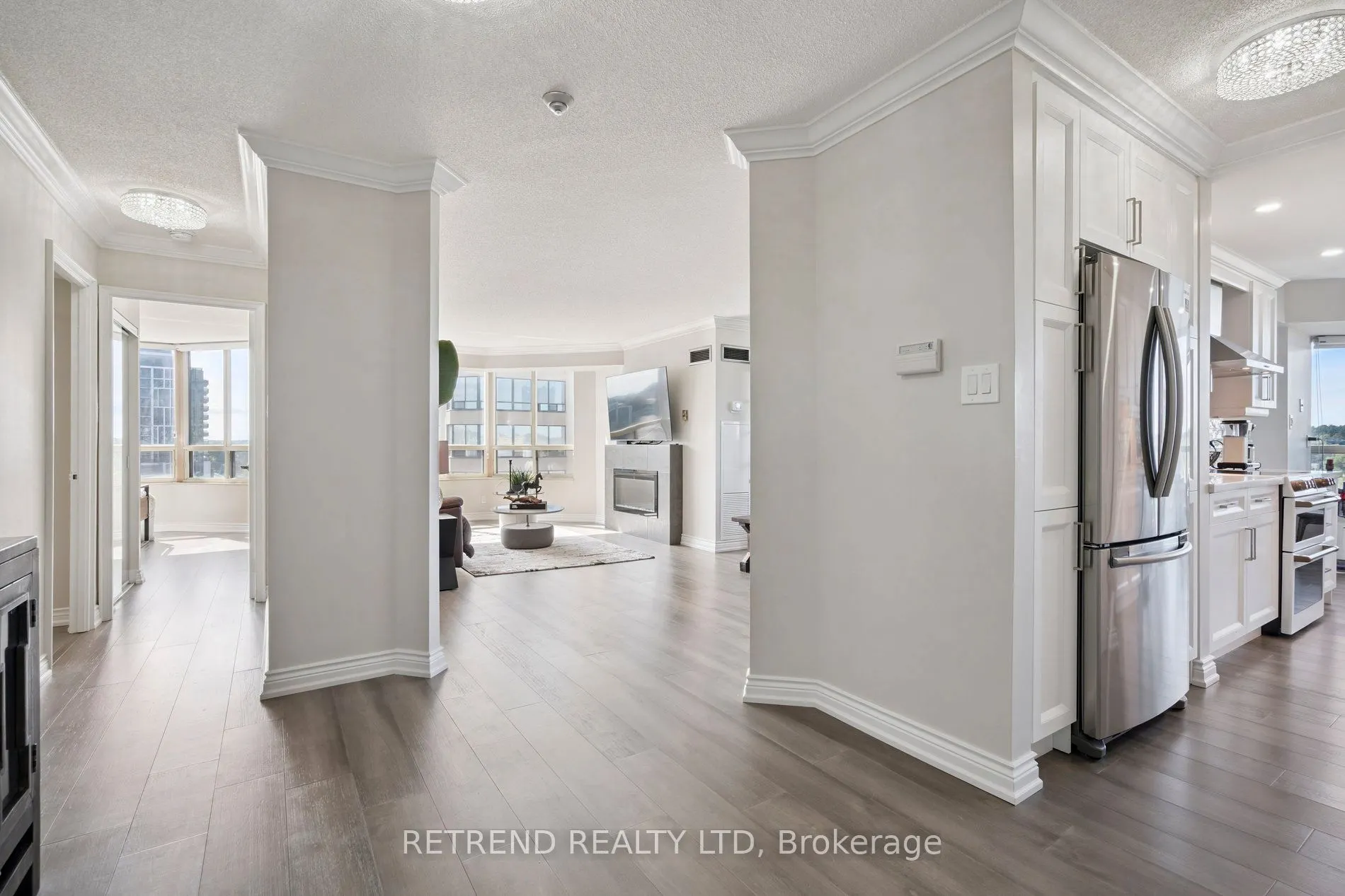 32 Clarissa Drive, #826
