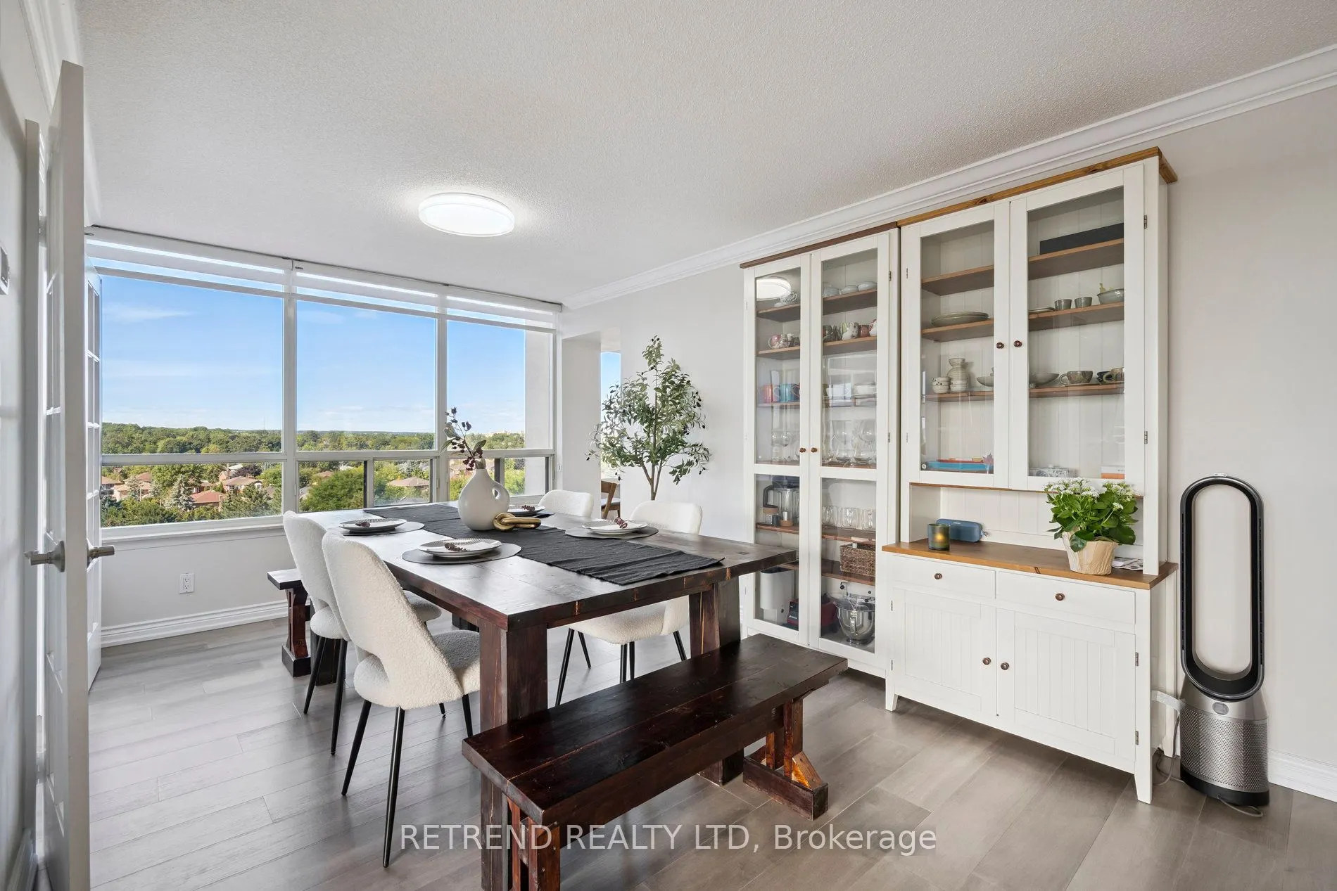 32 Clarissa Drive, #826