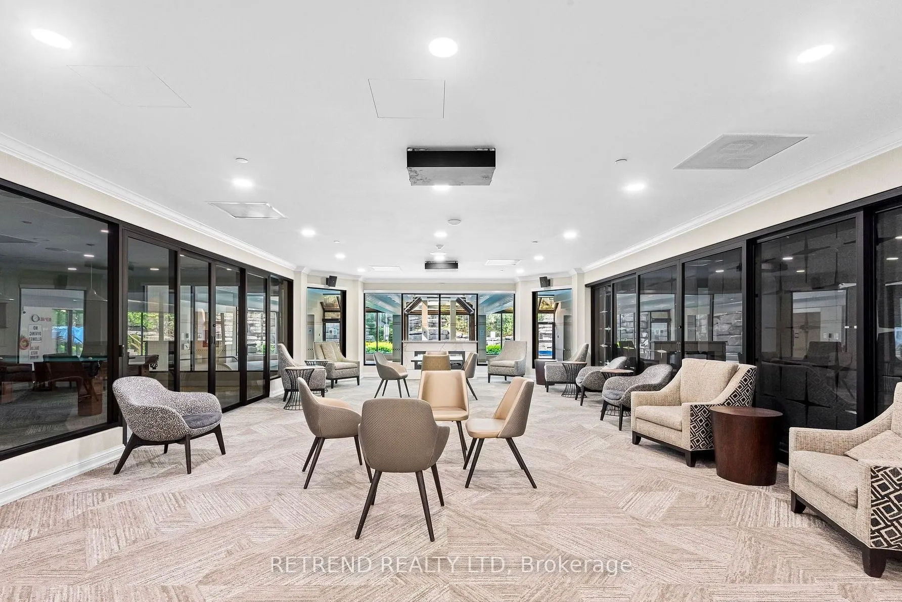 32 Clarissa Drive, #826