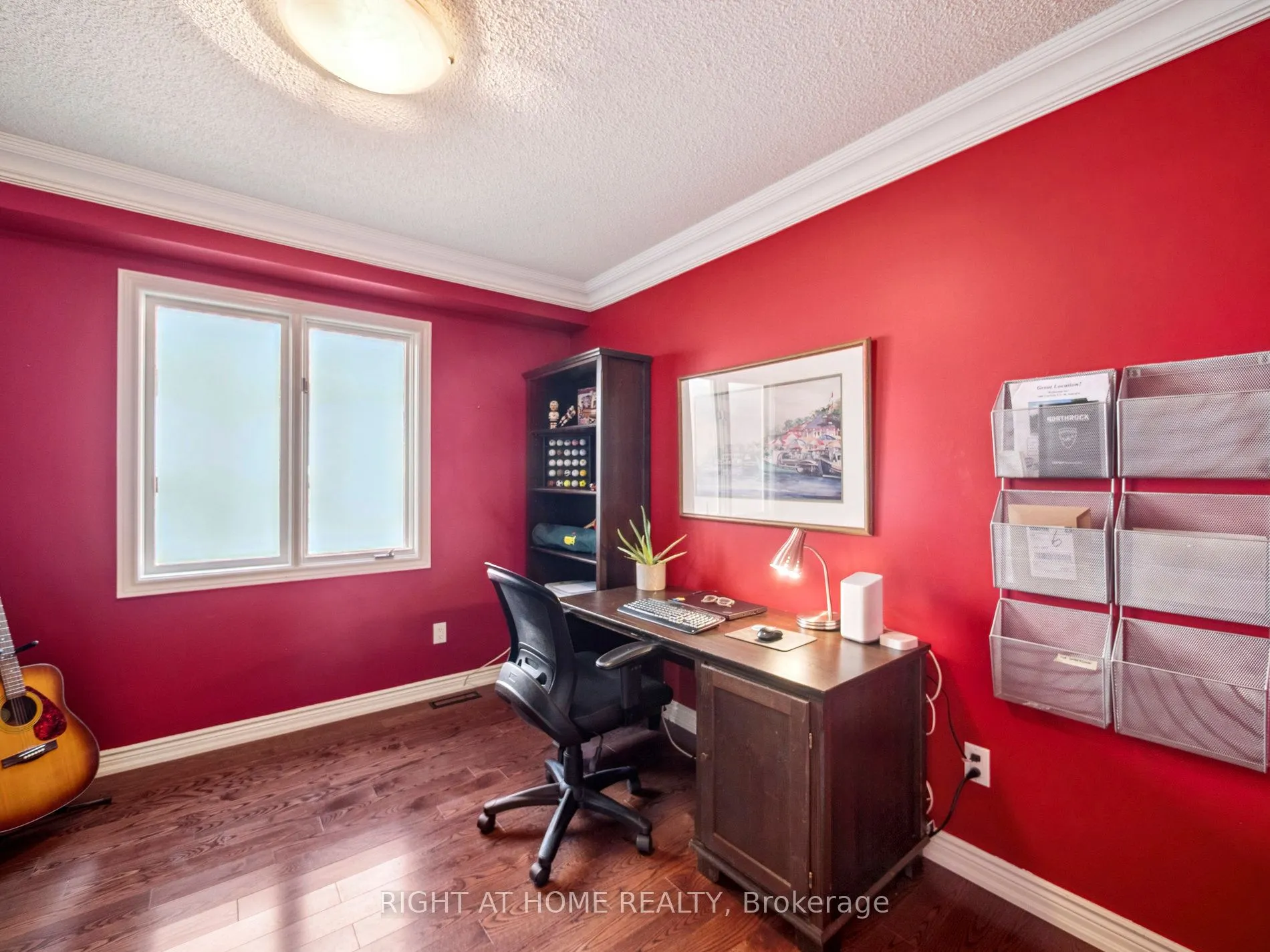 100 Carlyle Crescent