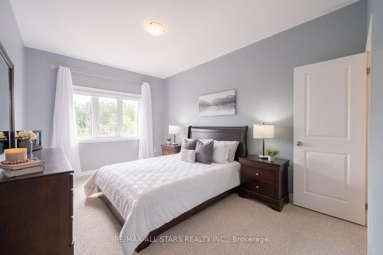 61 Manor Forest Road