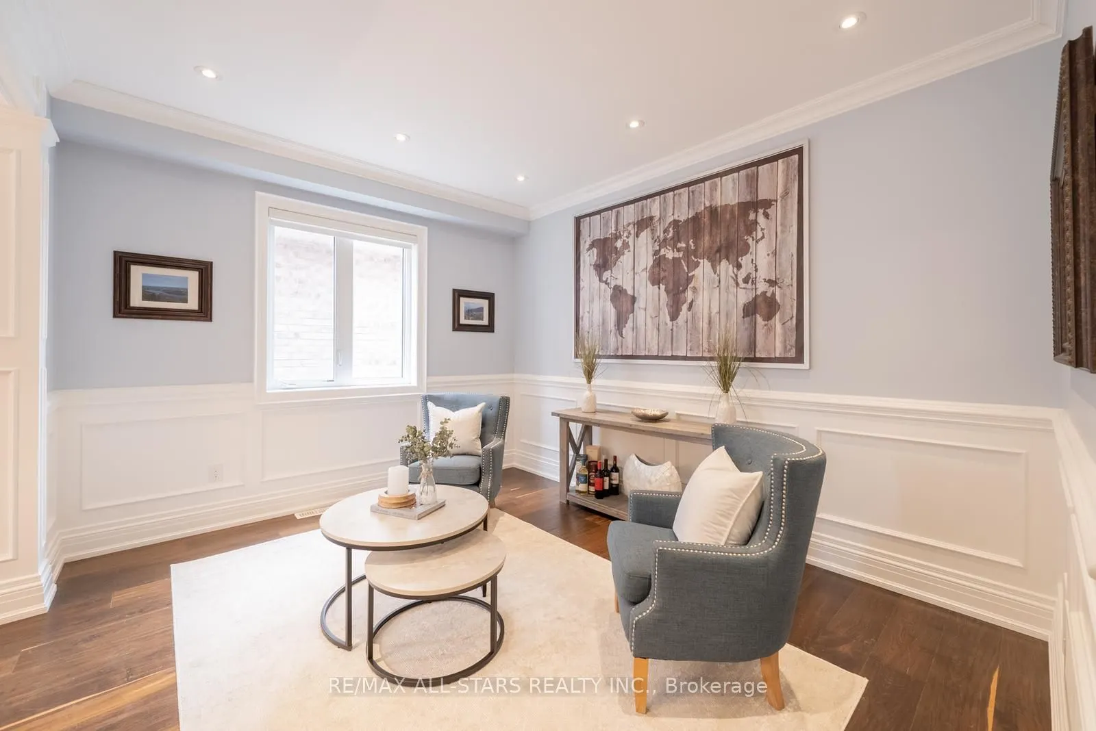 61 Manor Forest Road