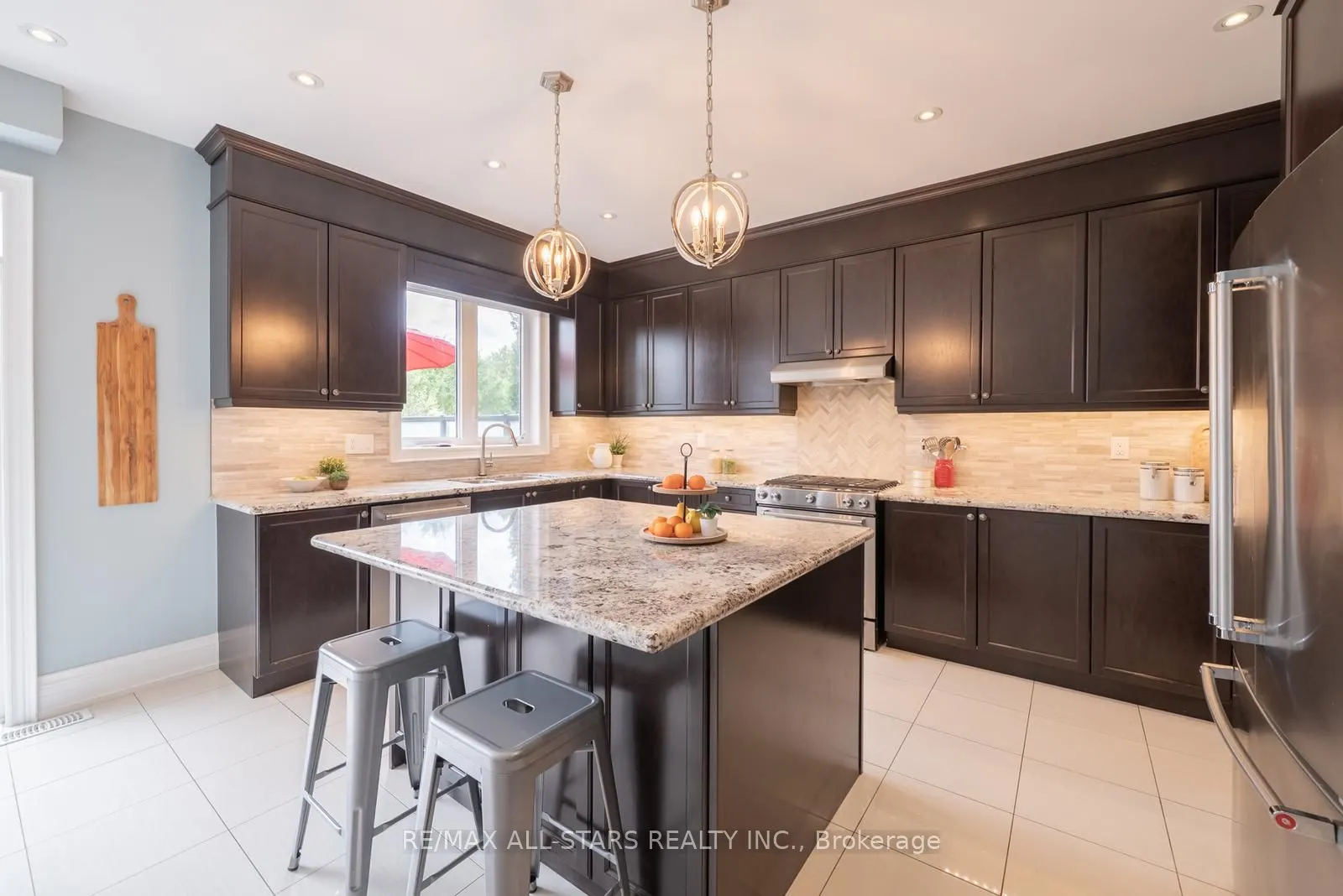 61 Manor Forest Road