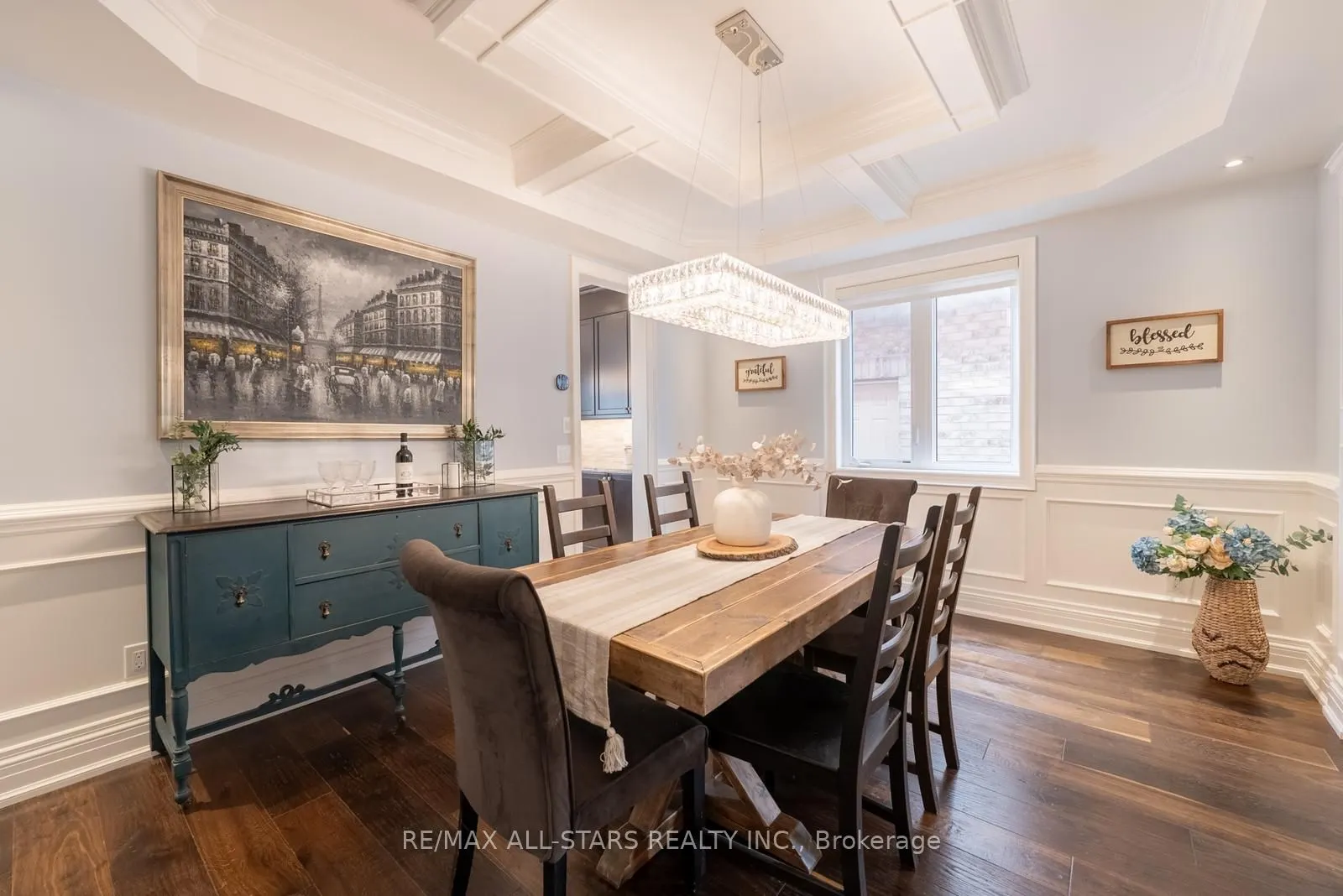 61 Manor Forest Road