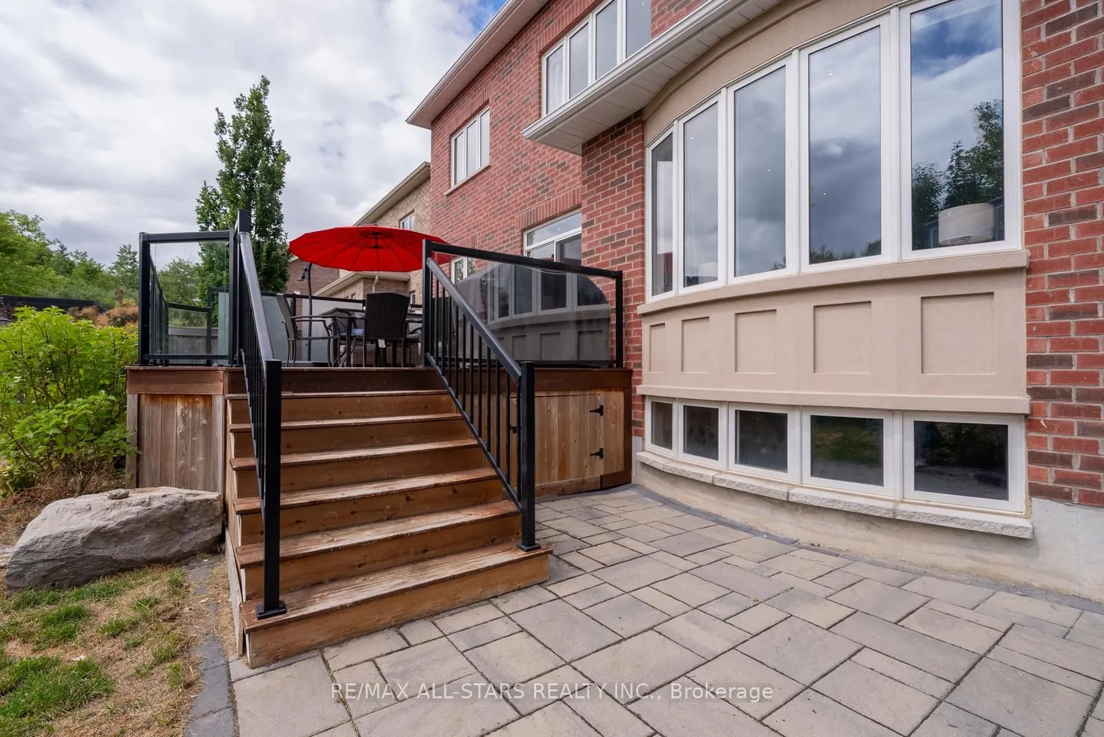 61 Manor Forest Road