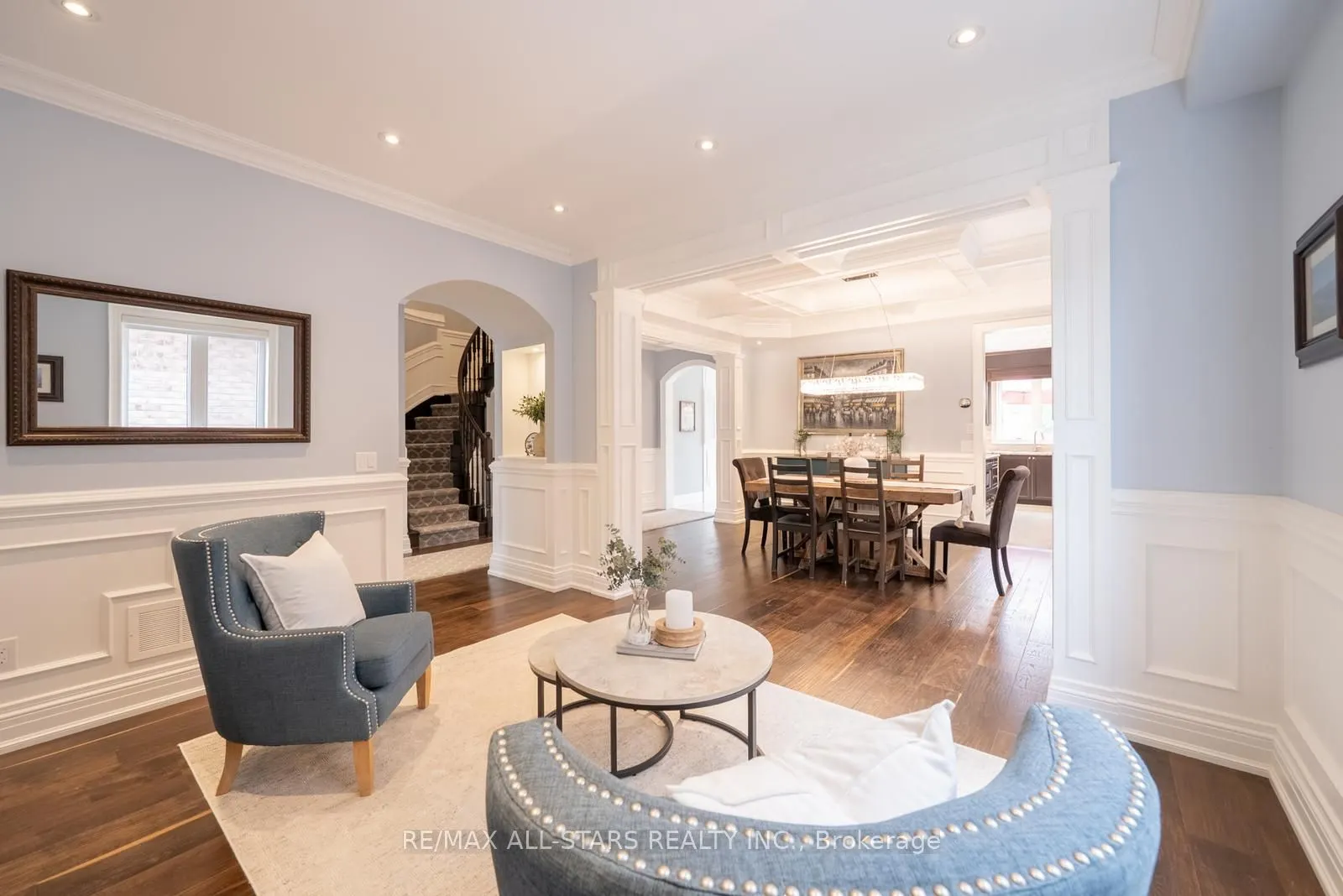 61 Manor Forest Road