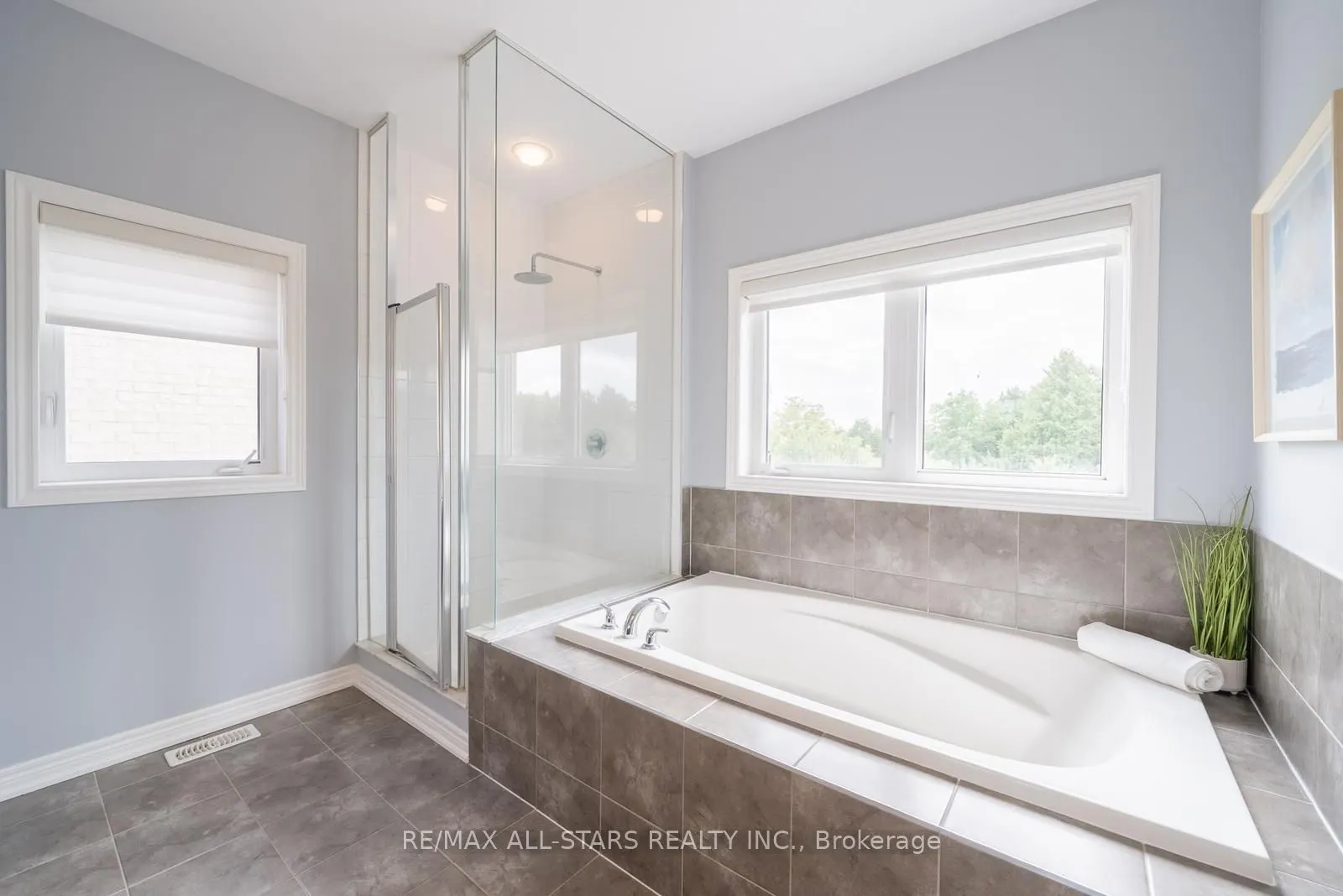 61 Manor Forest Road