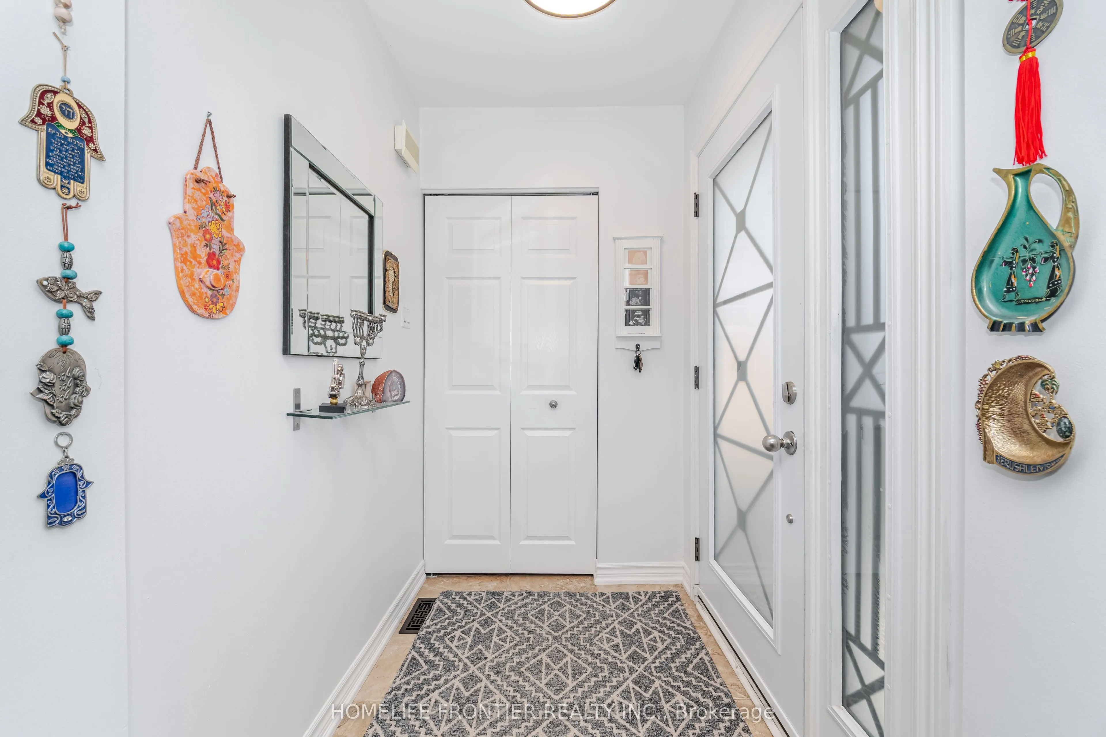 1 Denava Gate