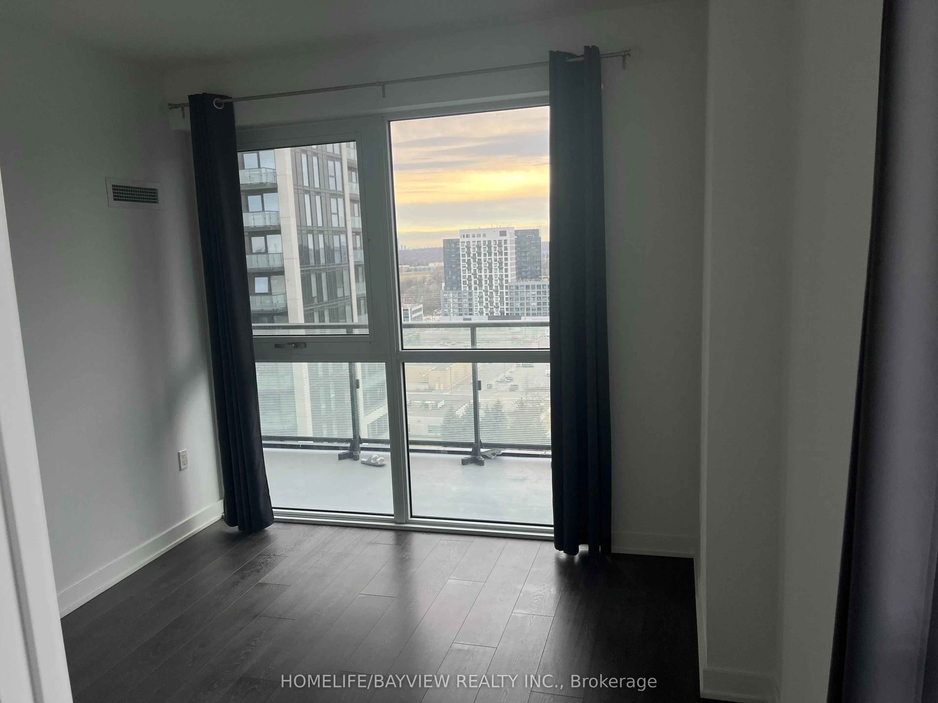 75 Oneida Crescent, #1603