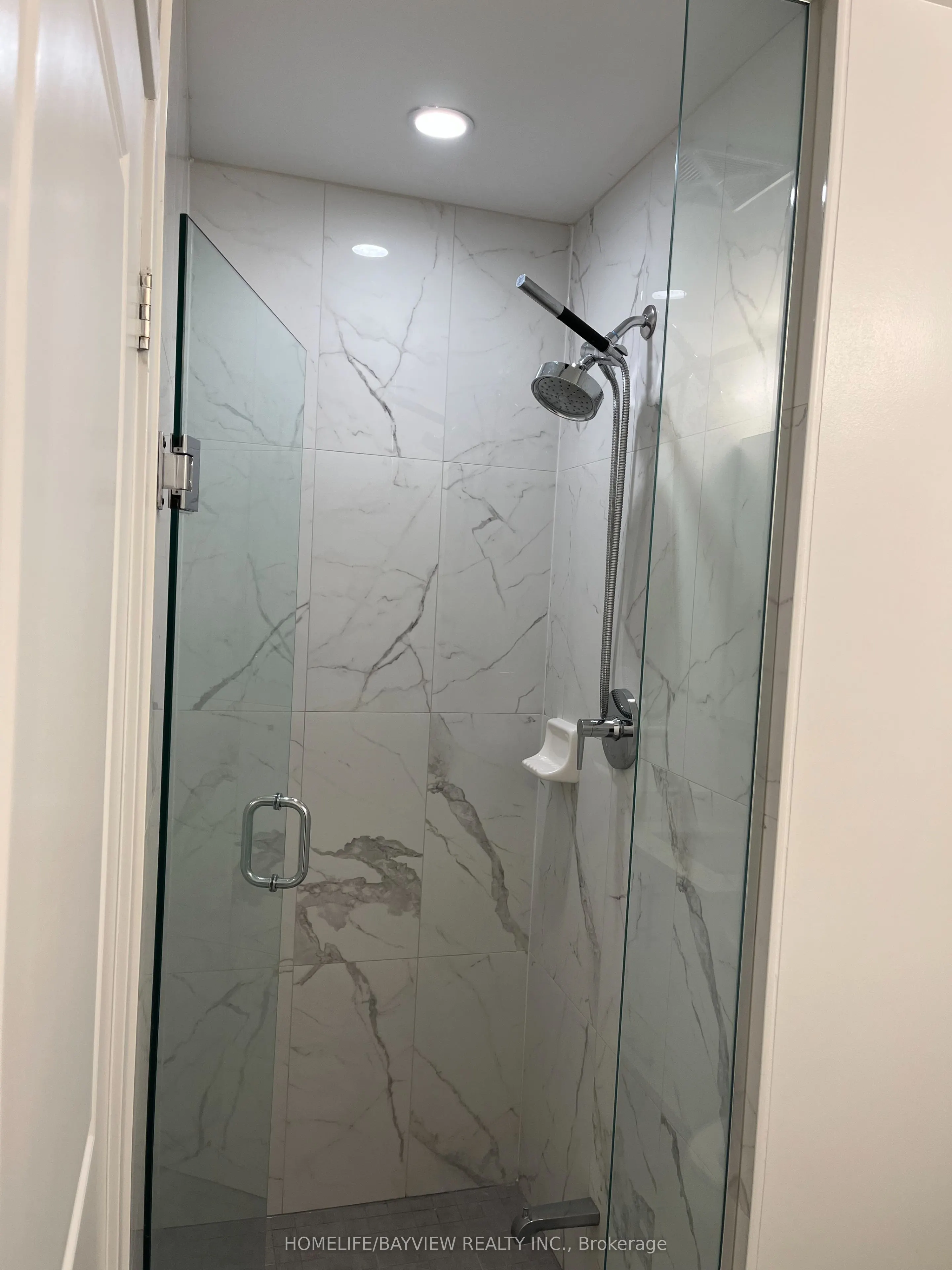 75 Oneida Crescent, #1603