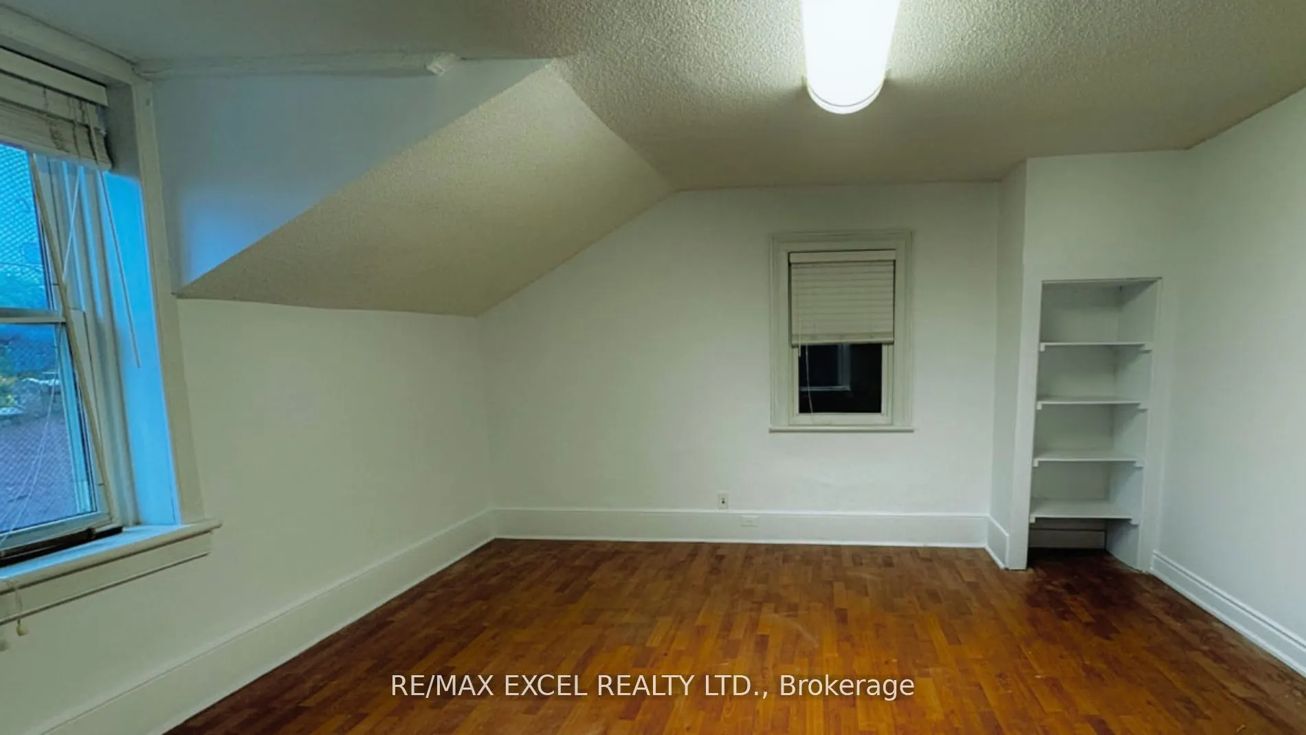 6280 Main Street, #& 6282