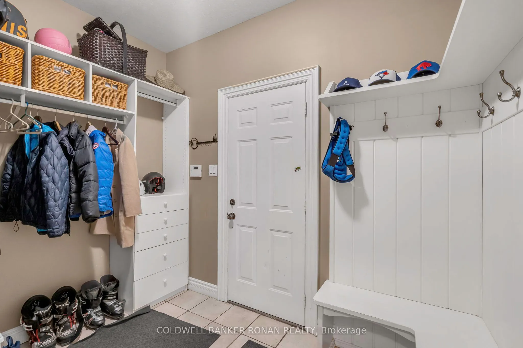 38 Tecumseth Heights Drive