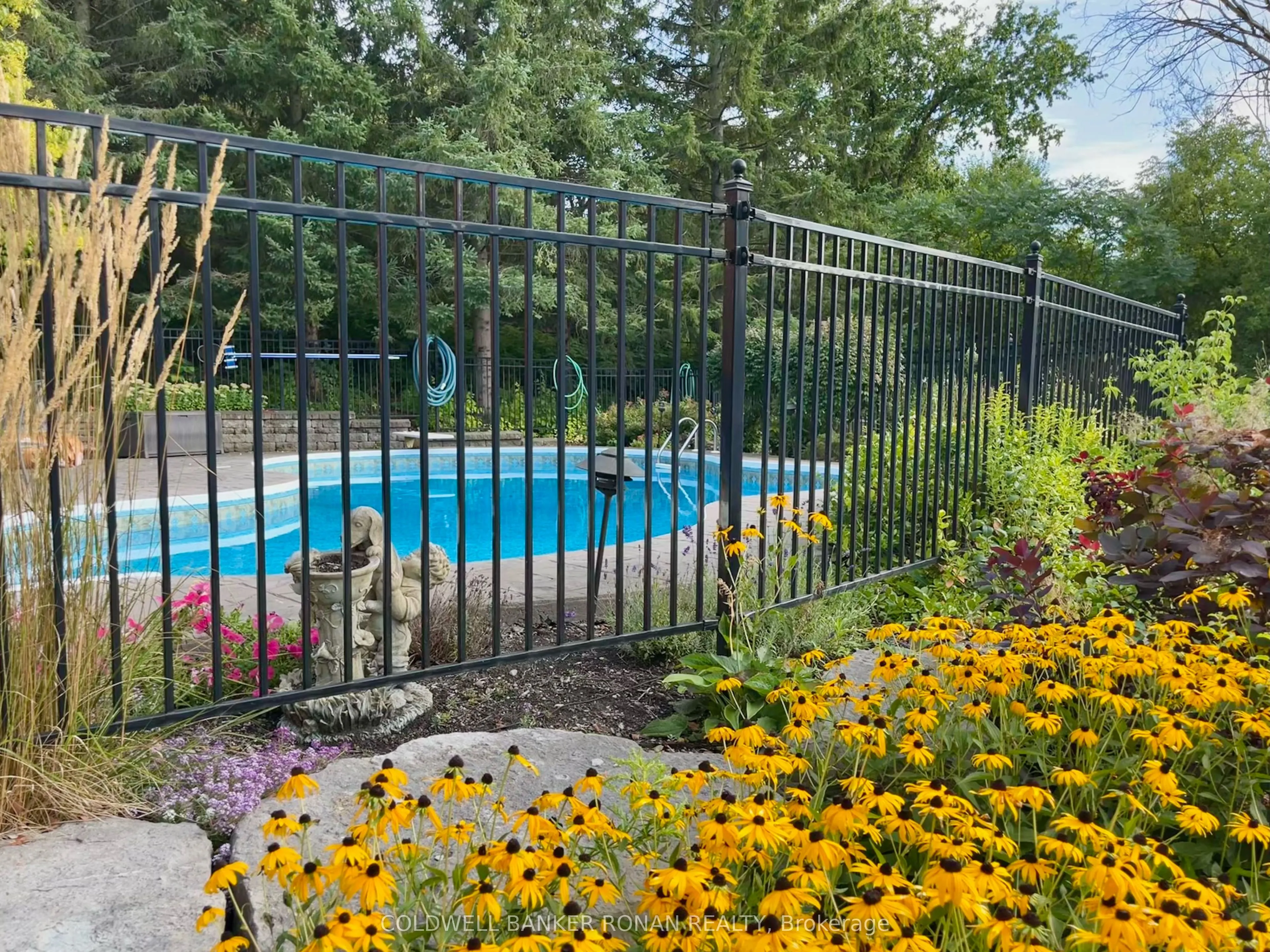 38 Tecumseth Heights Drive