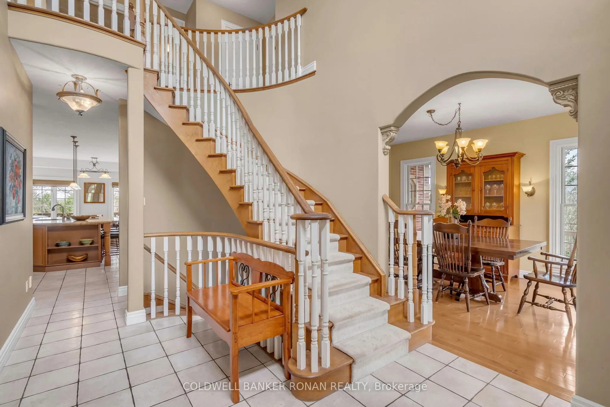 38 Tecumseth Heights Drive