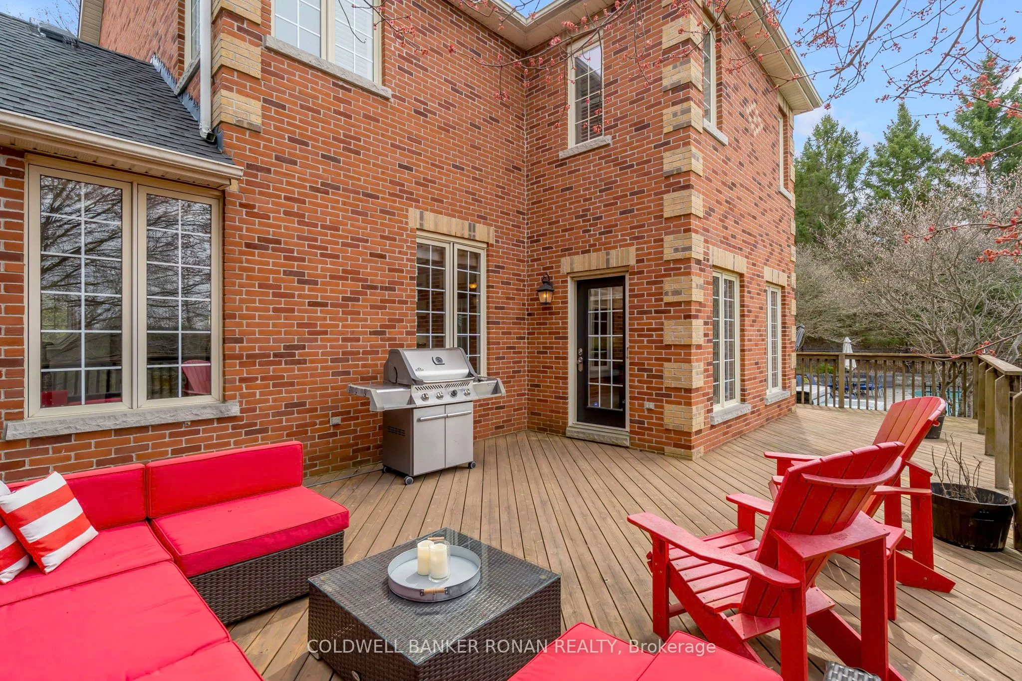 38 Tecumseth Heights Drive