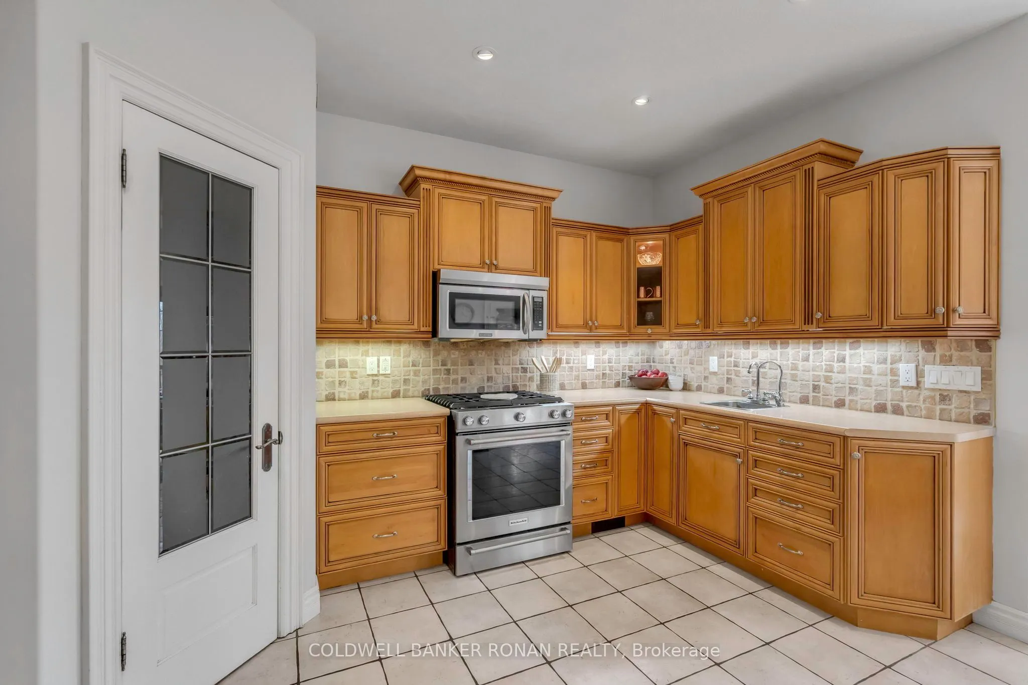 38 Tecumseth Heights Drive
