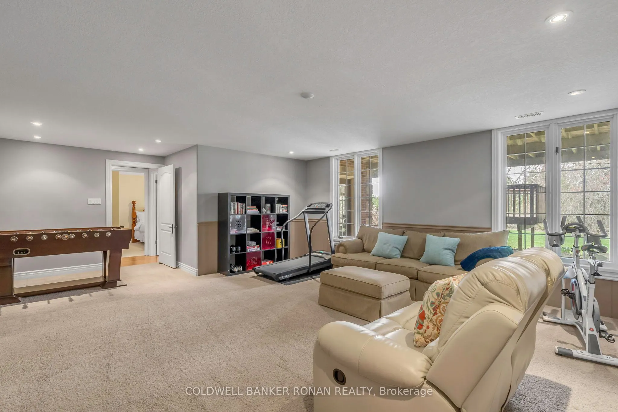 38 Tecumseth Heights Drive