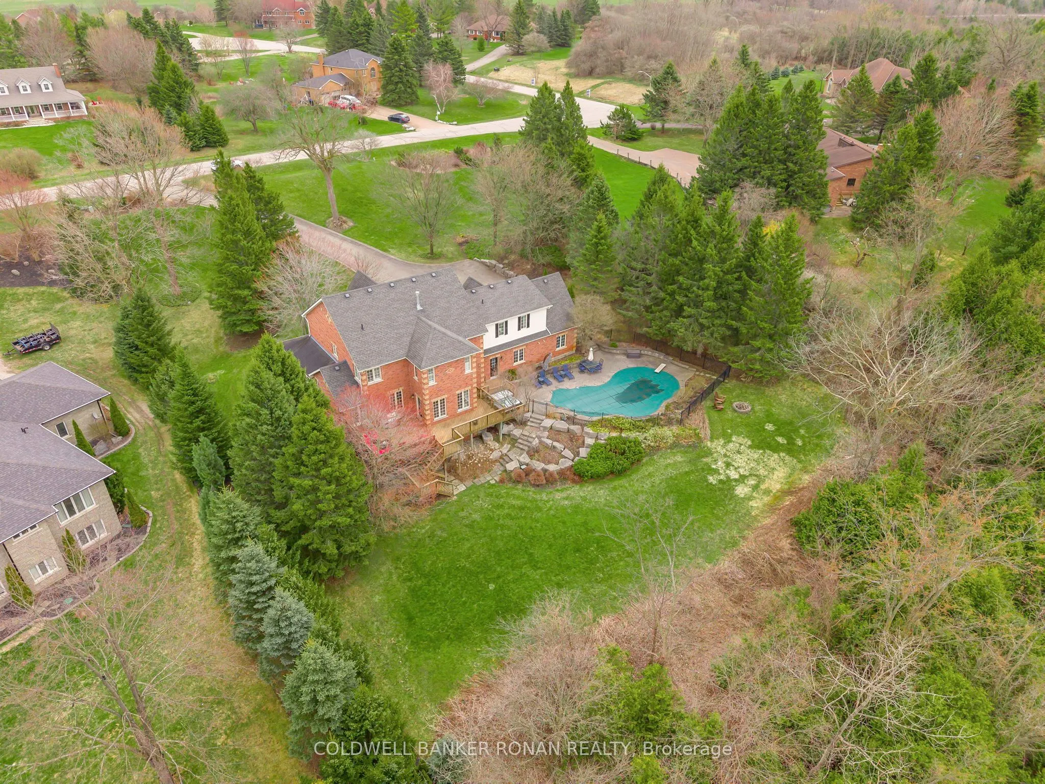 38 Tecumseth Heights Drive