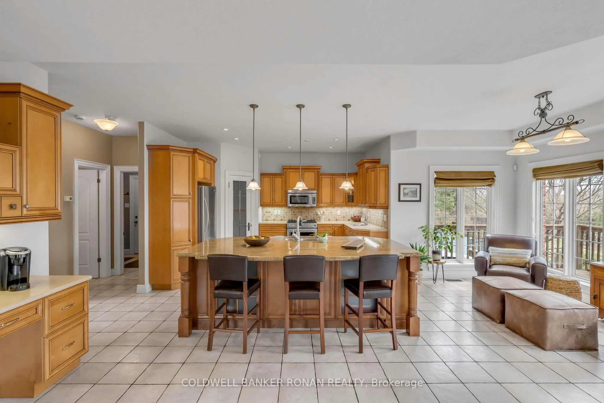 38 Tecumseth Heights Drive