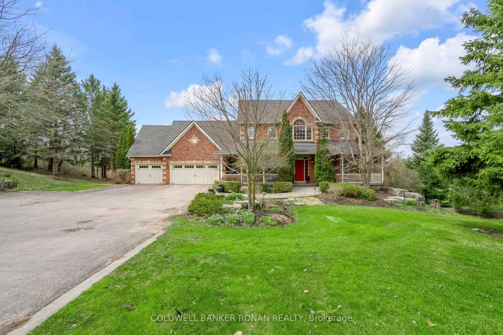 38 Tecumseth Heights Drive