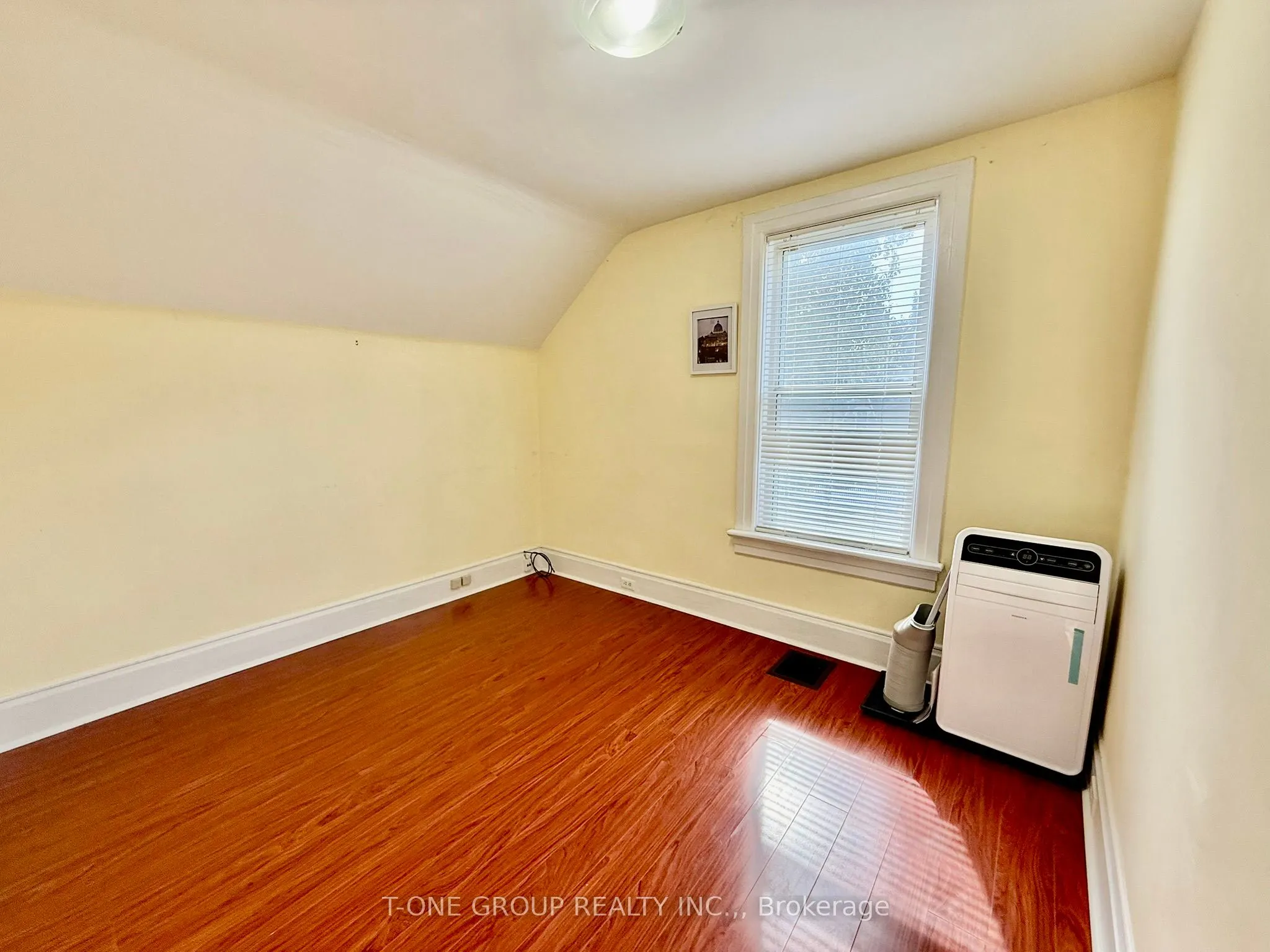 283 Main Street N, #Upper