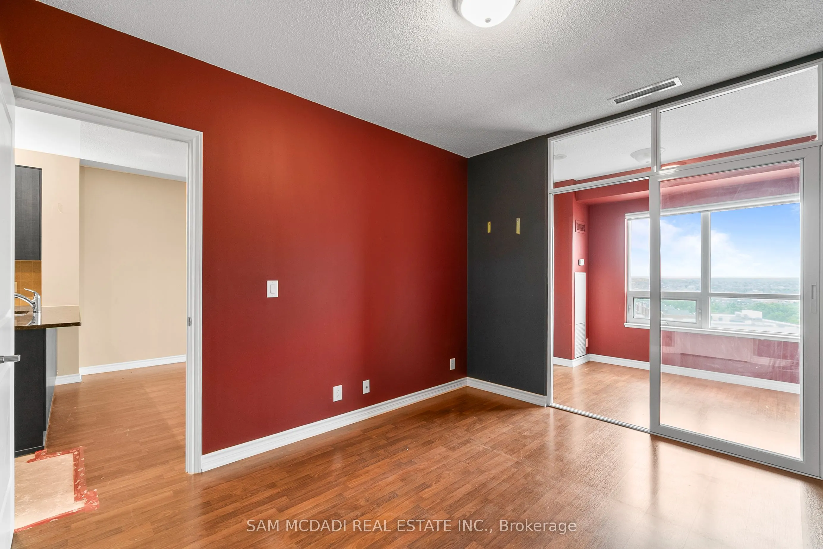 9235 Jane Street, #1616