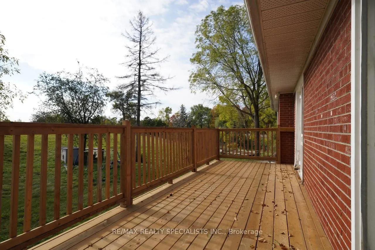 17 Gormley Road W