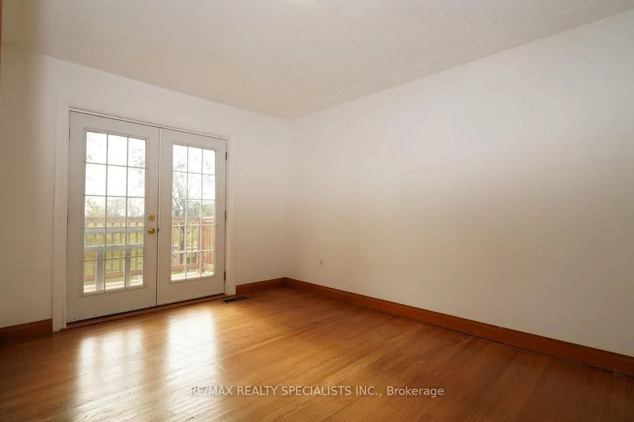 17 Gormley Road W