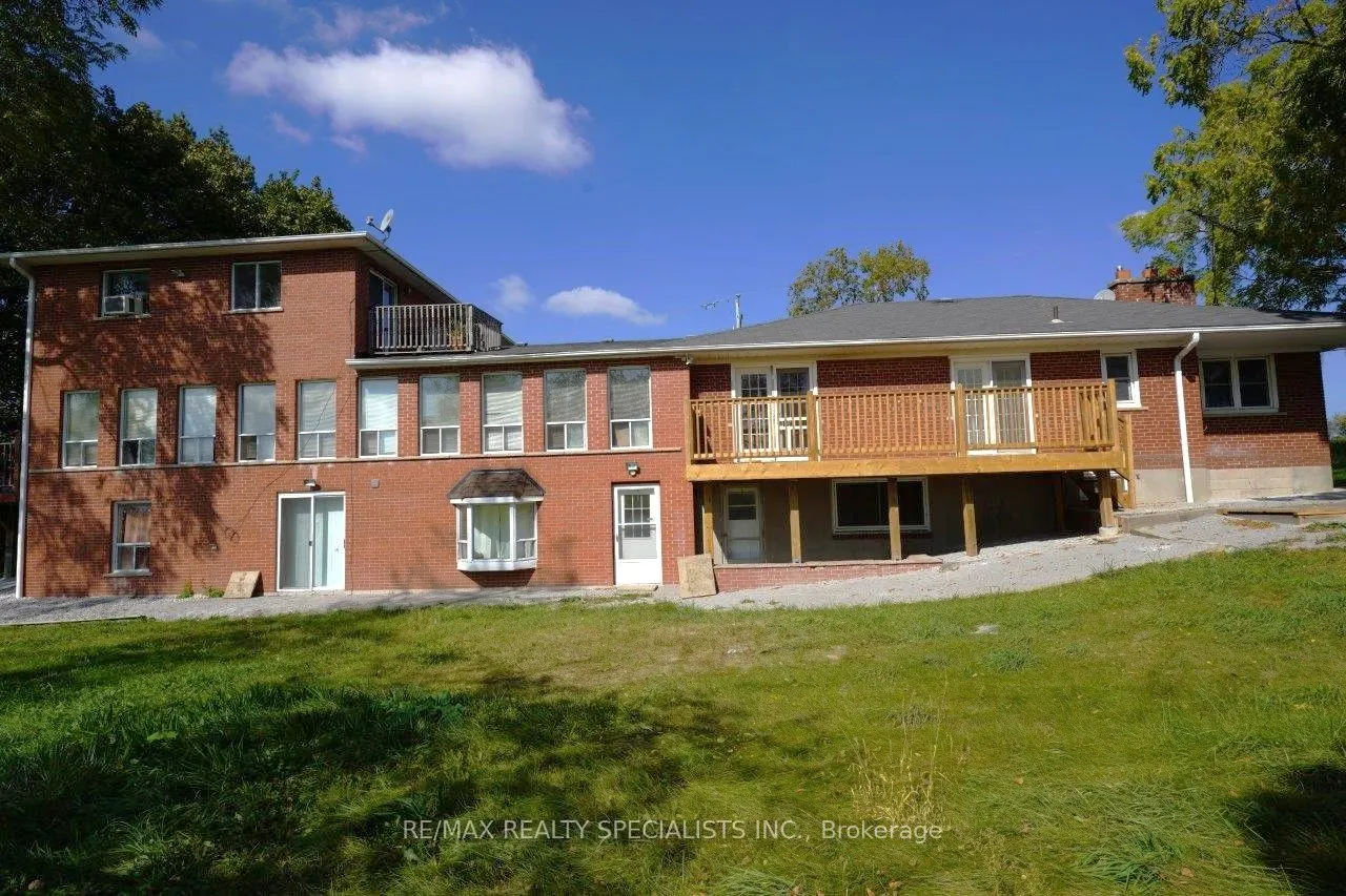 17 Gormley Road W
