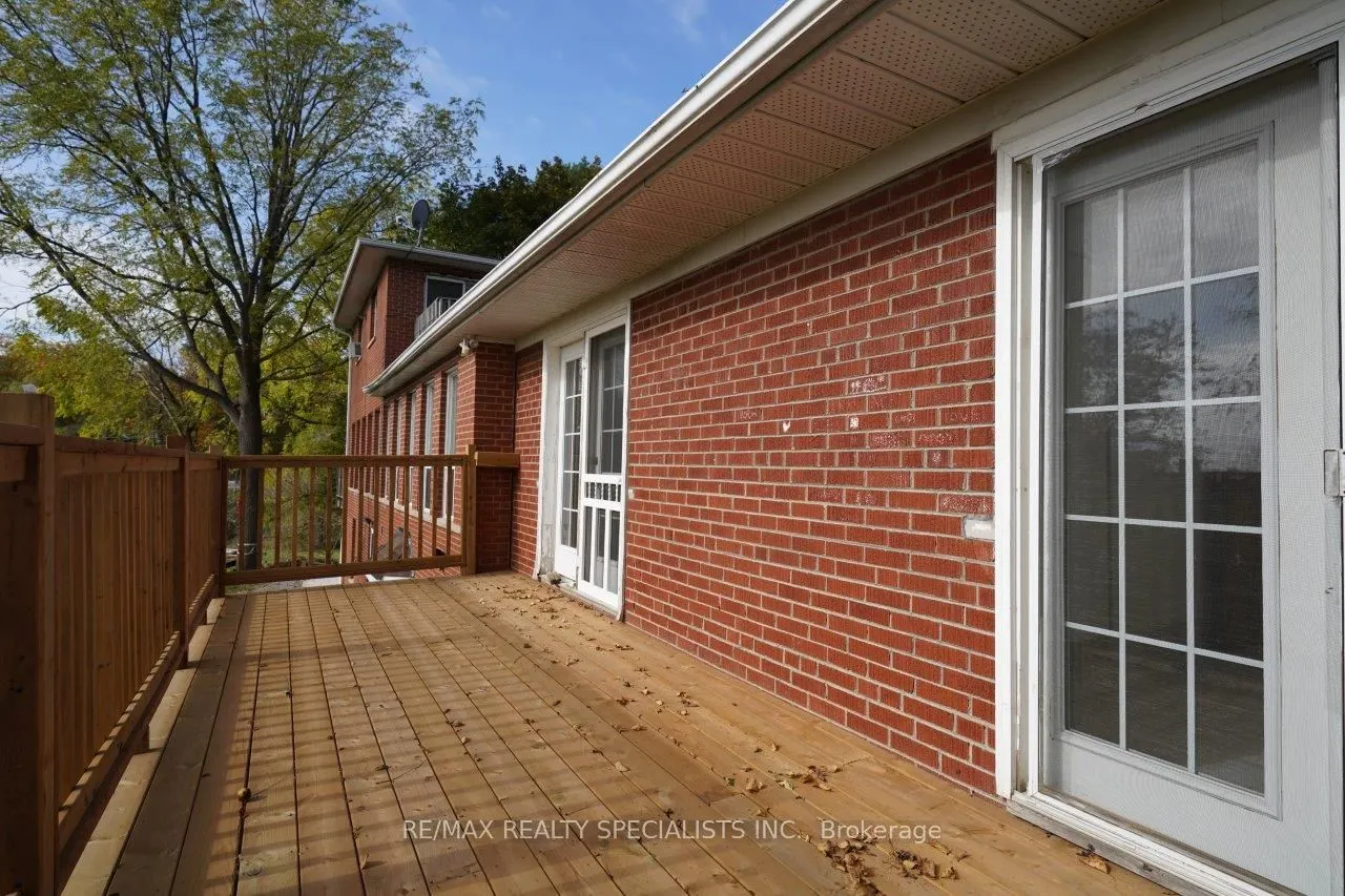 17 Gormley Road W