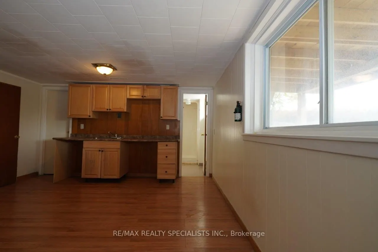 17 Gormley Road W