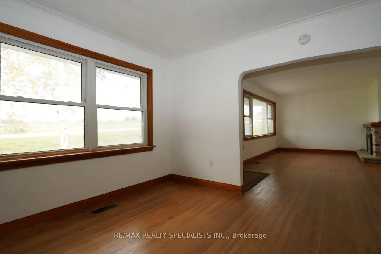 17 Gormley Road W