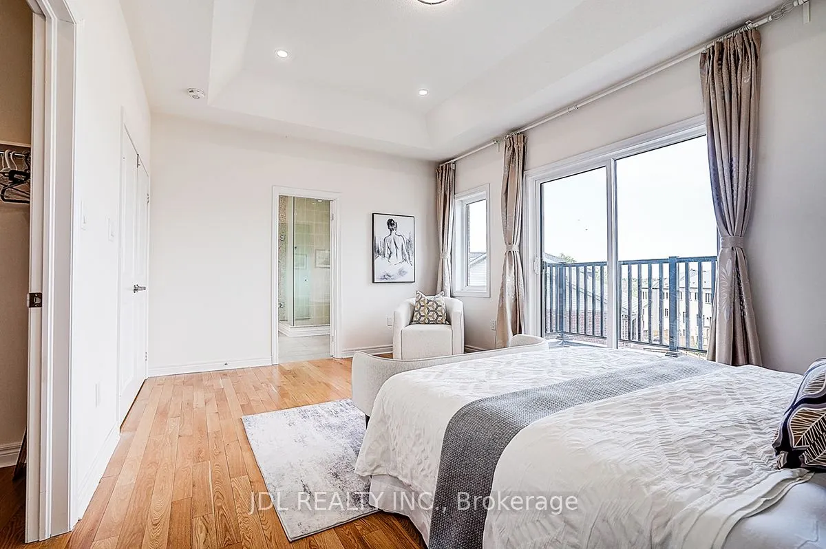 10 Caine Street