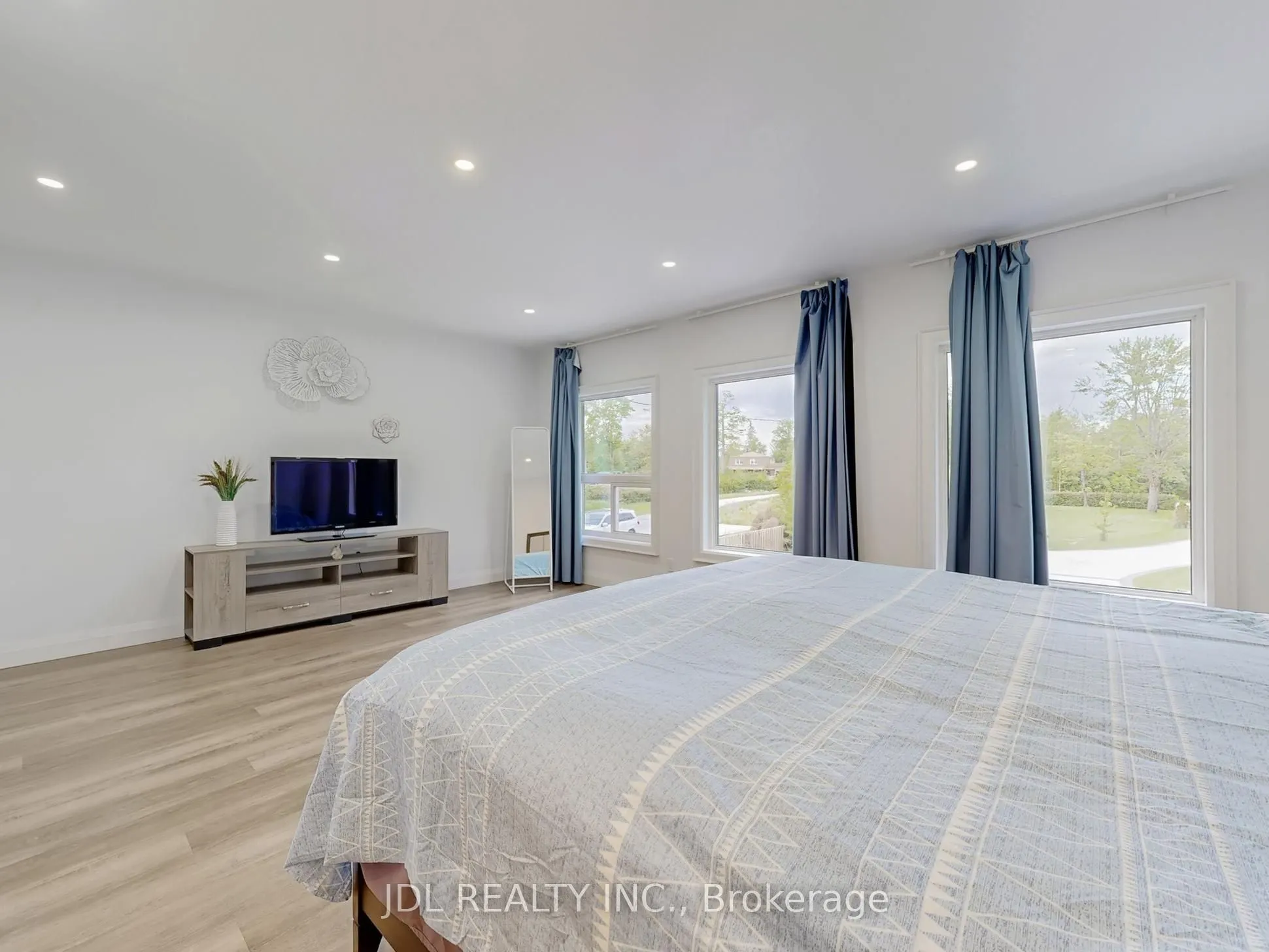 25220 Maple Beach Road