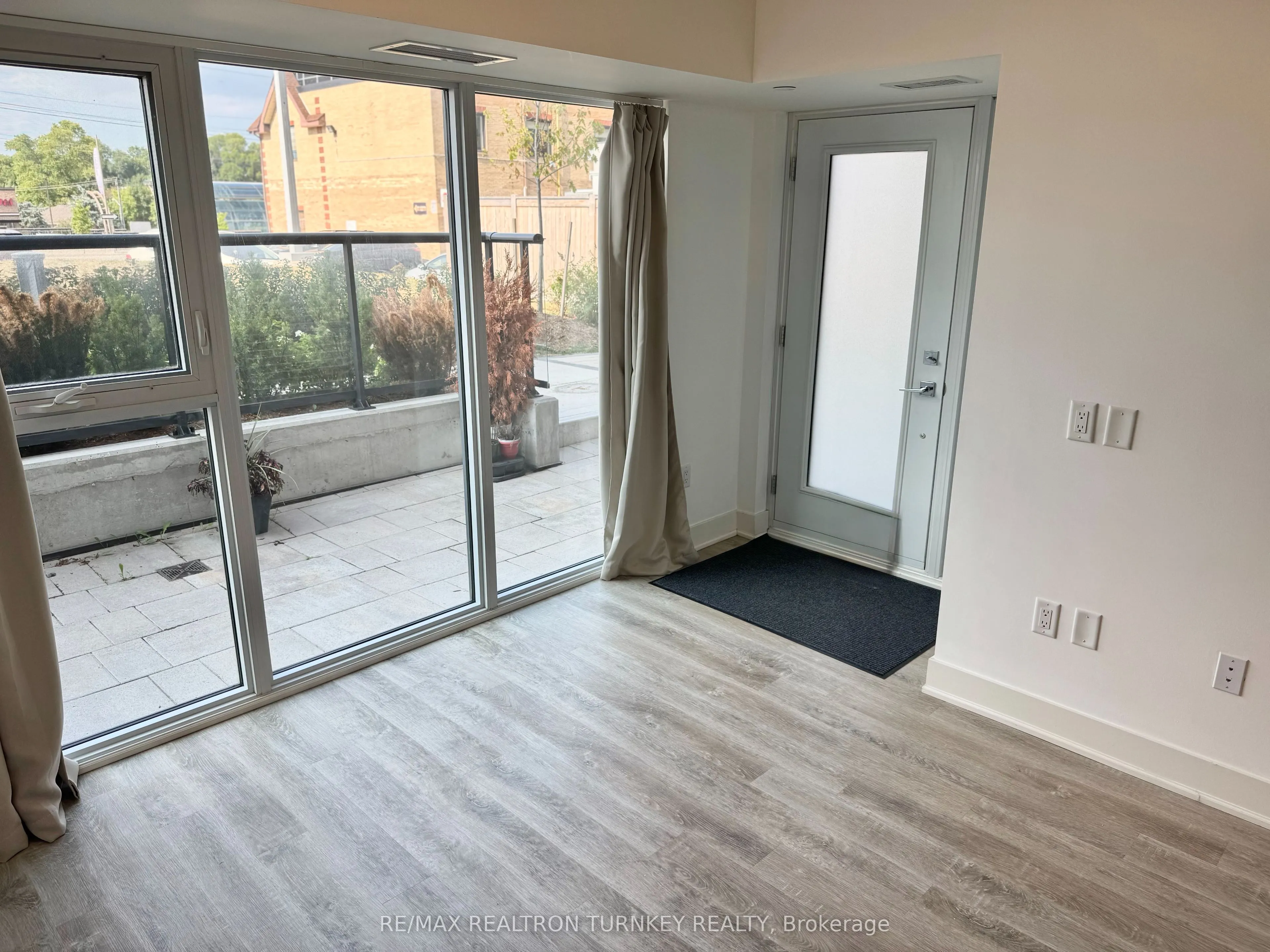 185 Deerfield Road, #018