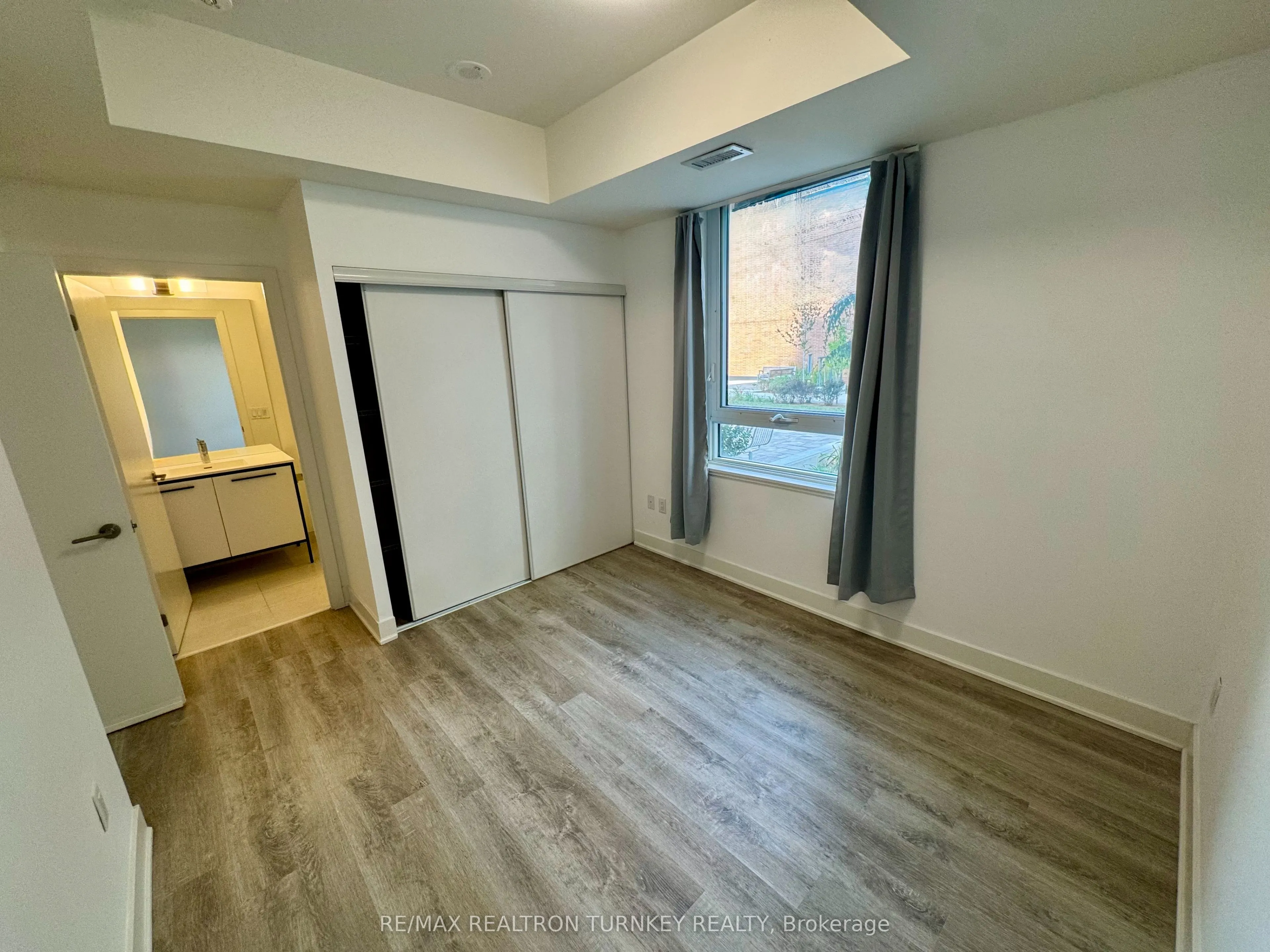 185 Deerfield Road, #018
