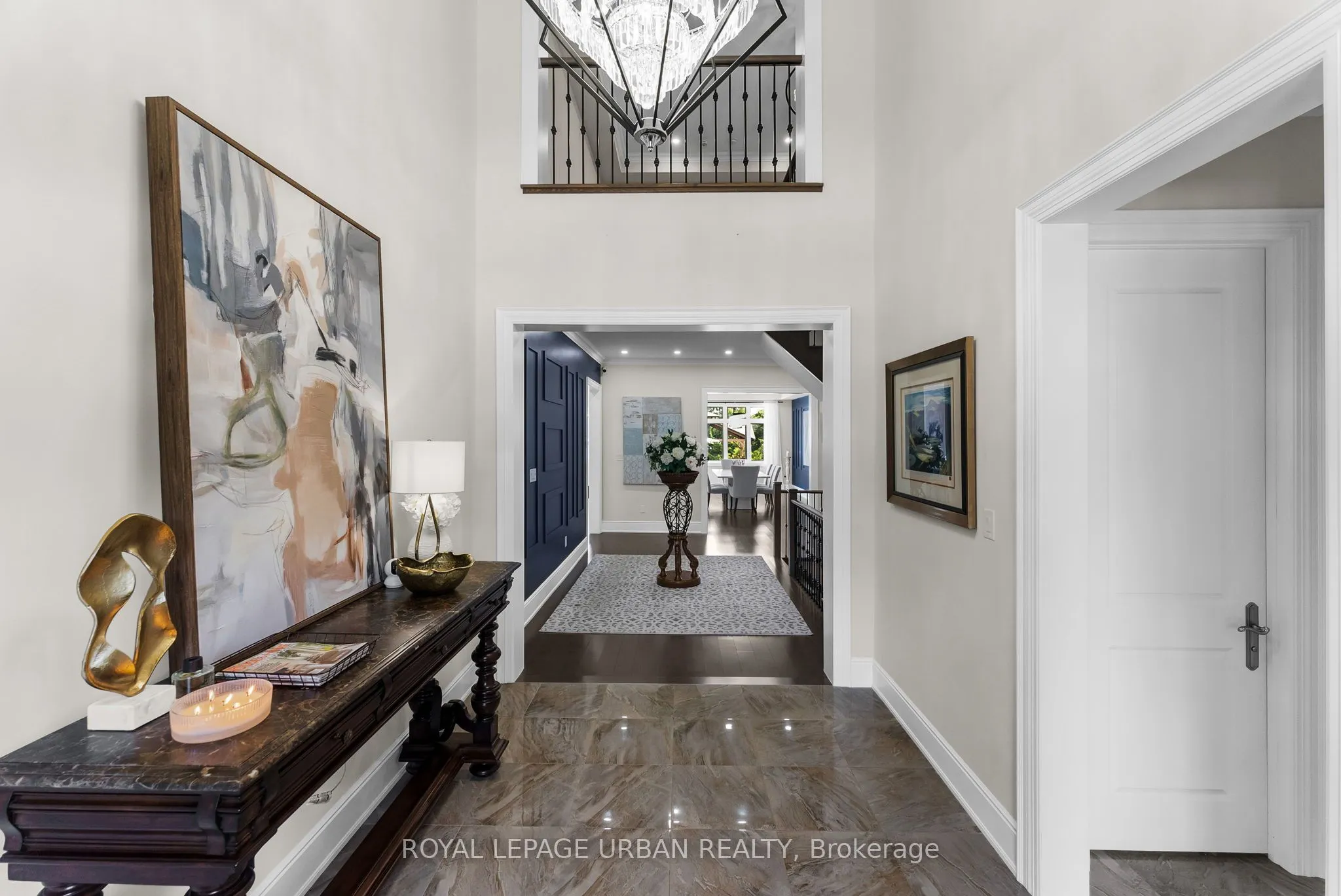 15 Country Club Crescent