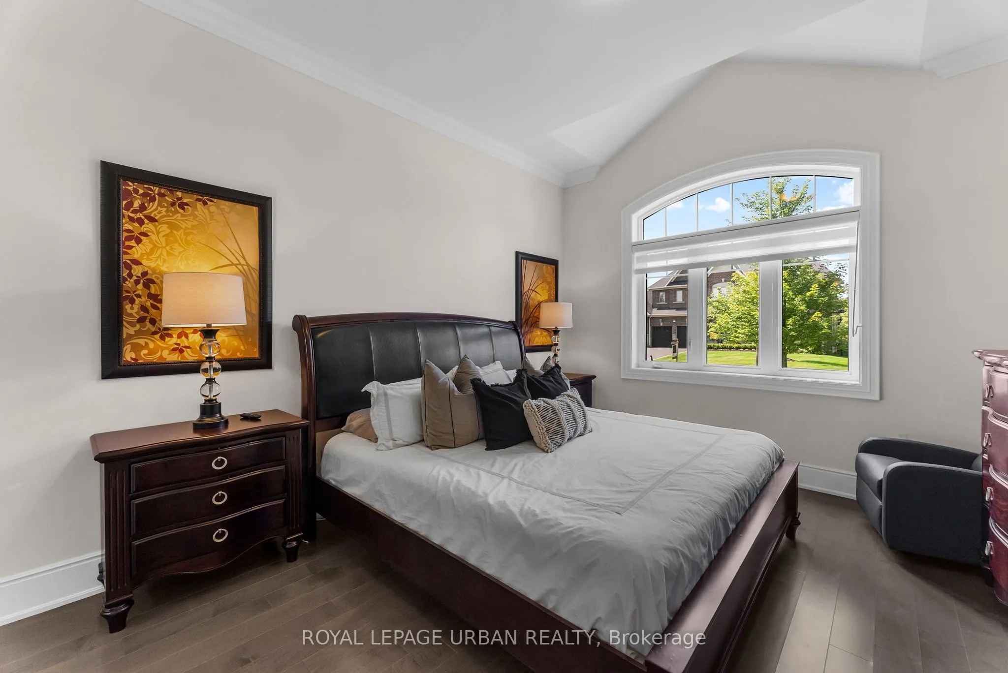 15 Country Club Crescent