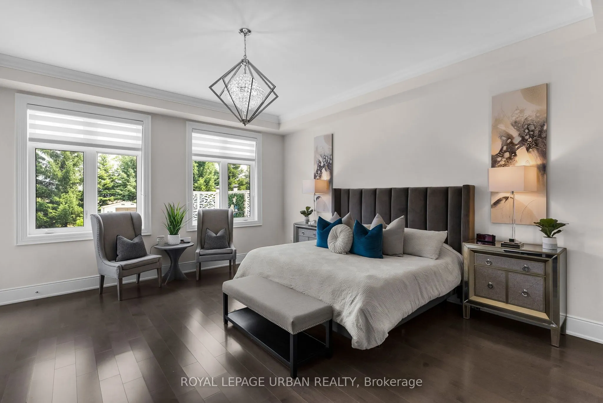 15 Country Club Crescent