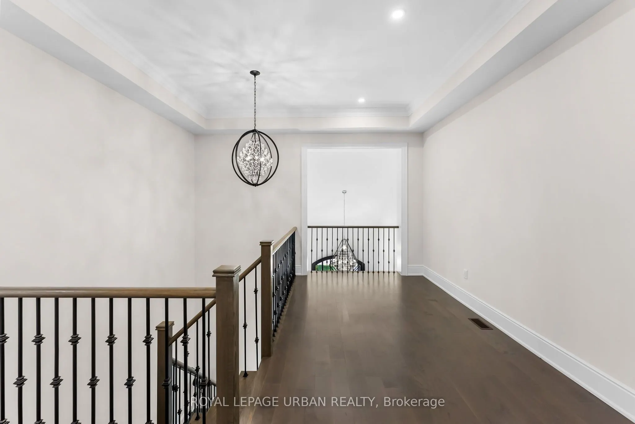 15 Country Club Crescent