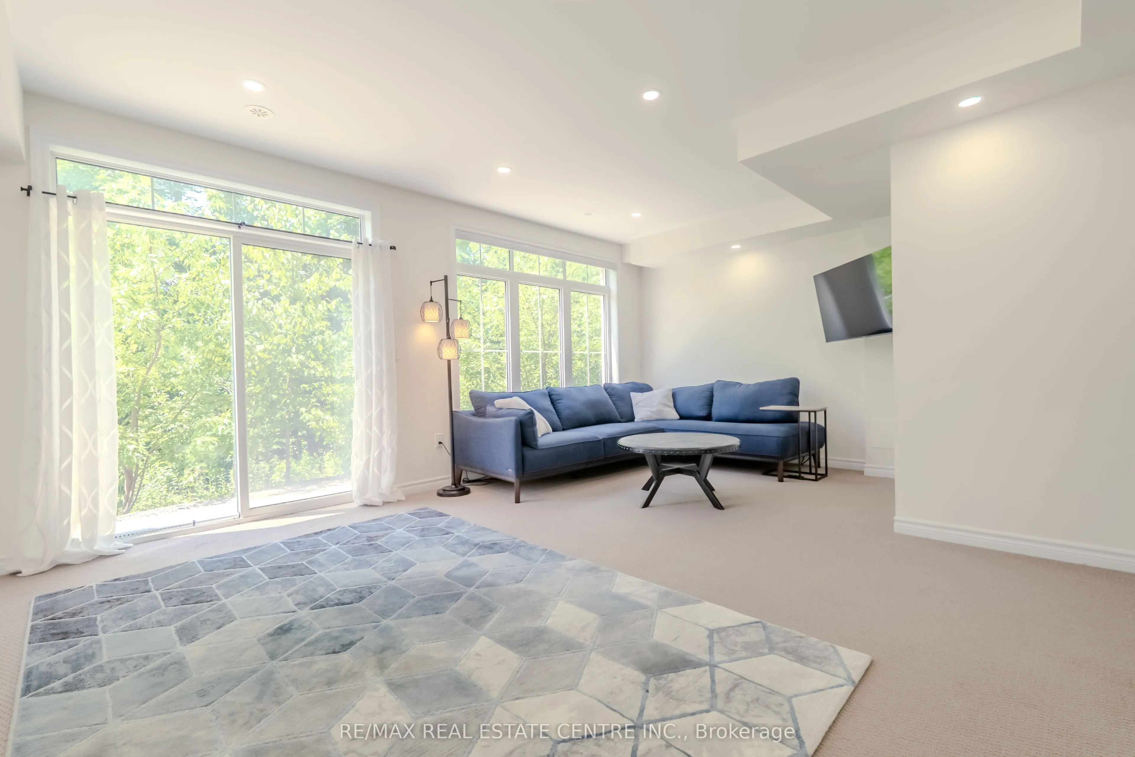 181 Parktree Drive, #42