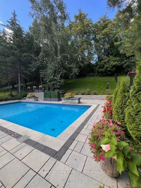 73 Coon's Road