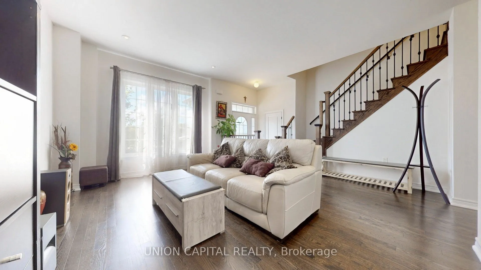 8 Vita Stephanie Court