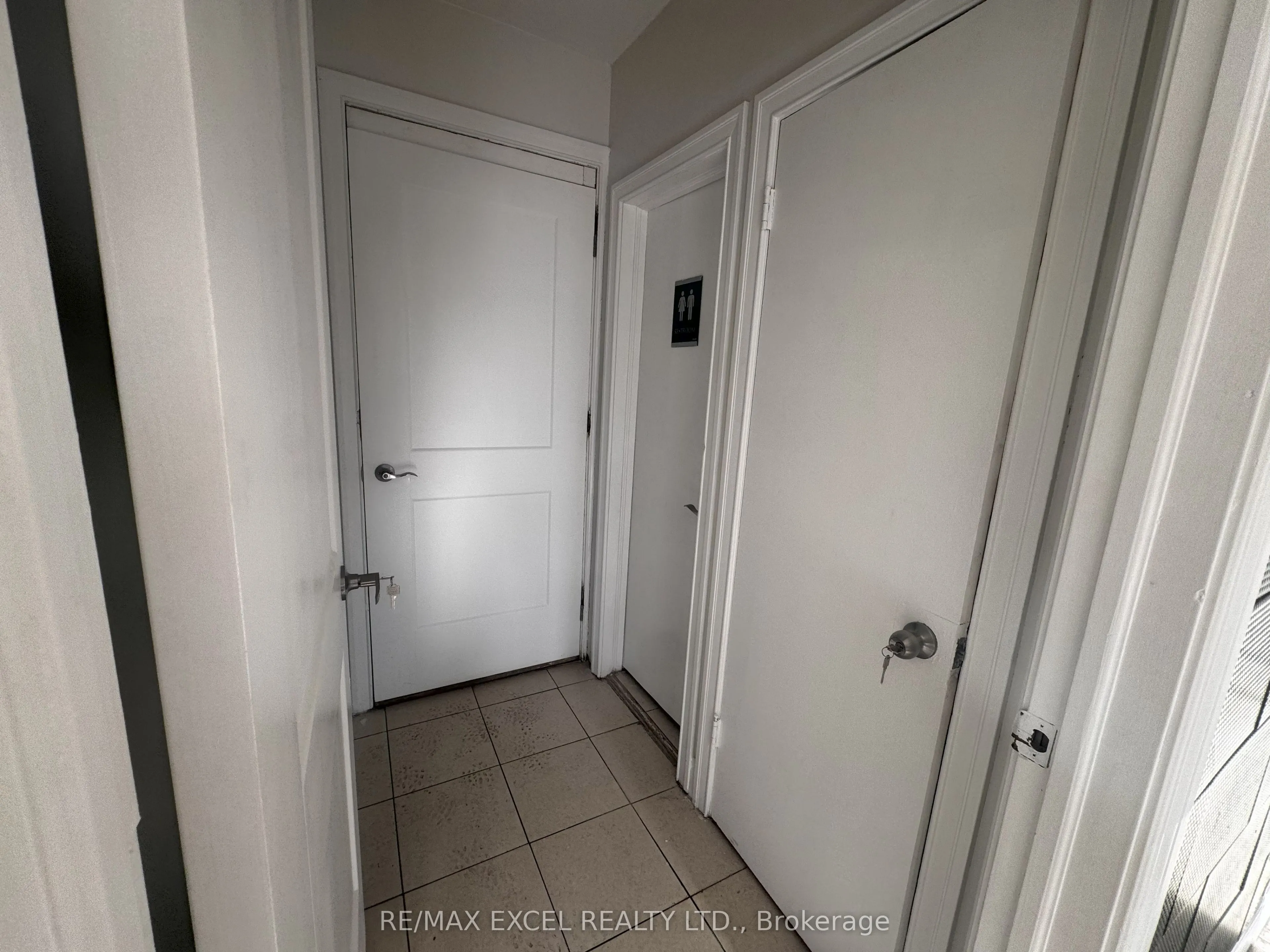 9961 Yonge Street, #Upper Level
