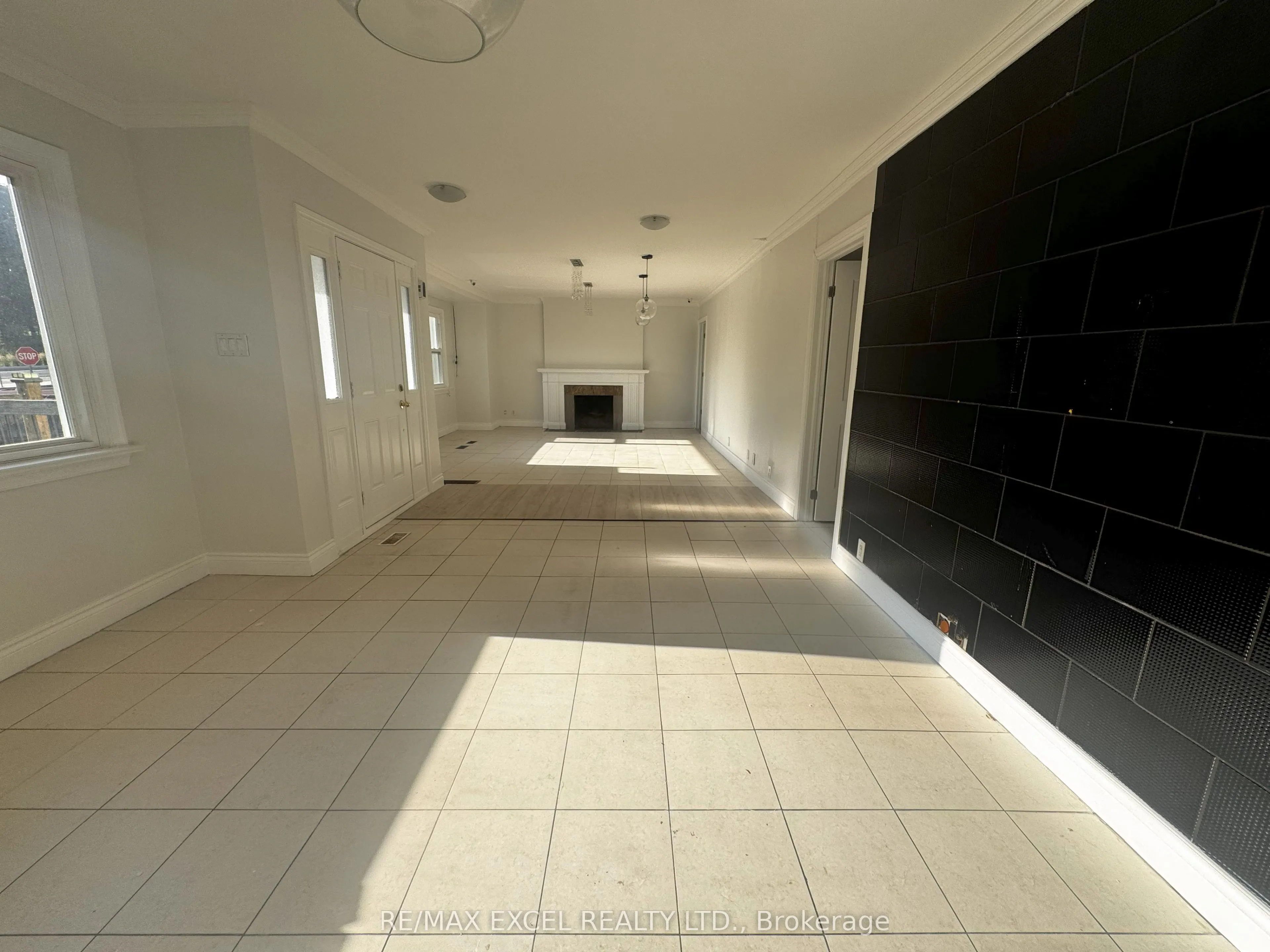 9961 Yonge Street, #Upper Level