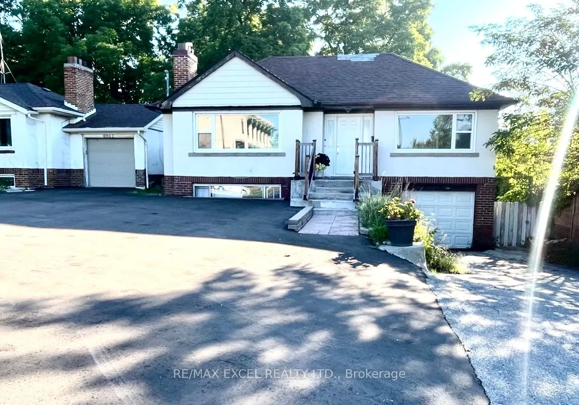 9961 Yonge Street, #Upper Level
