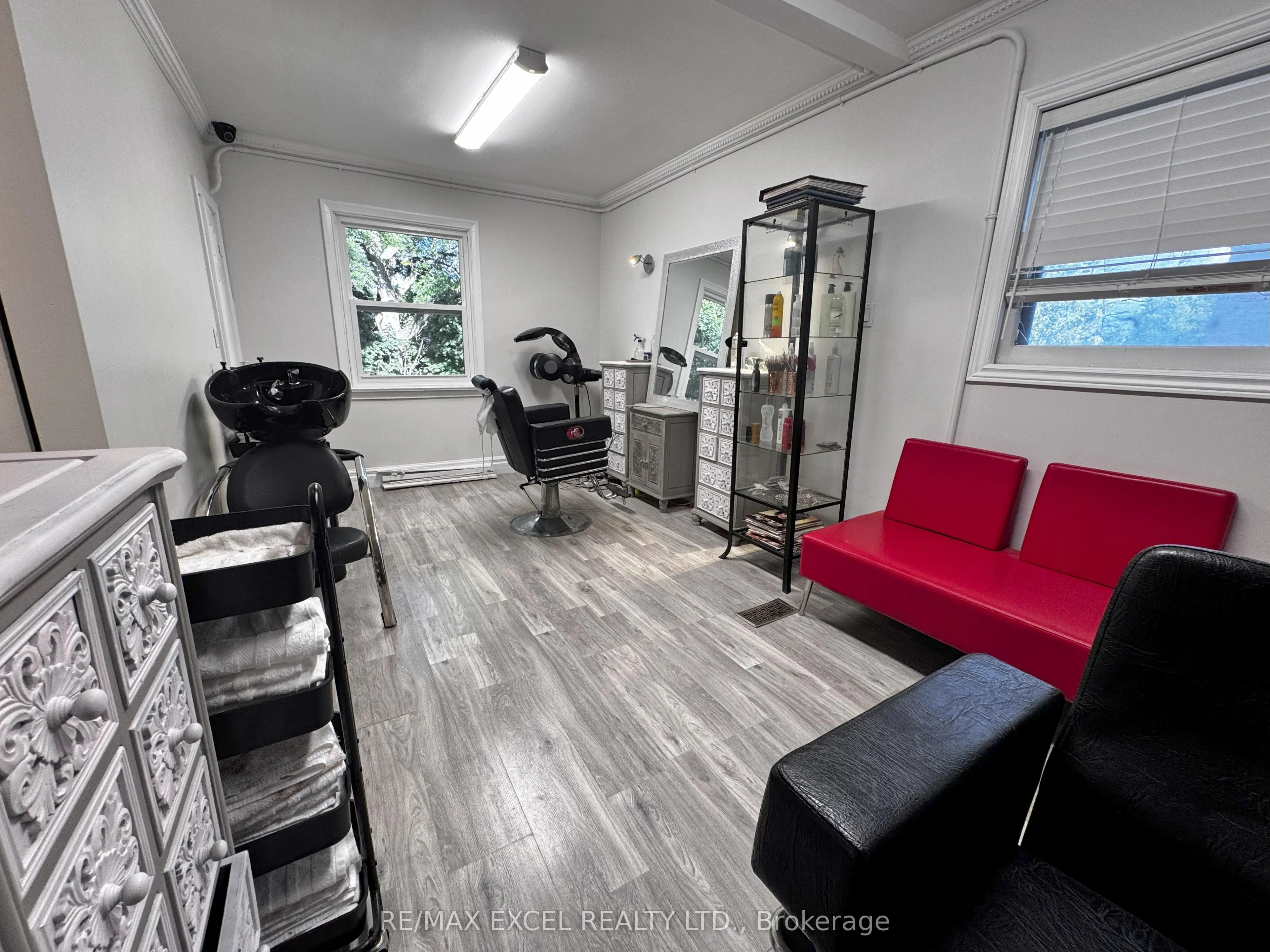 9961 Yonge Street, #Upper Level