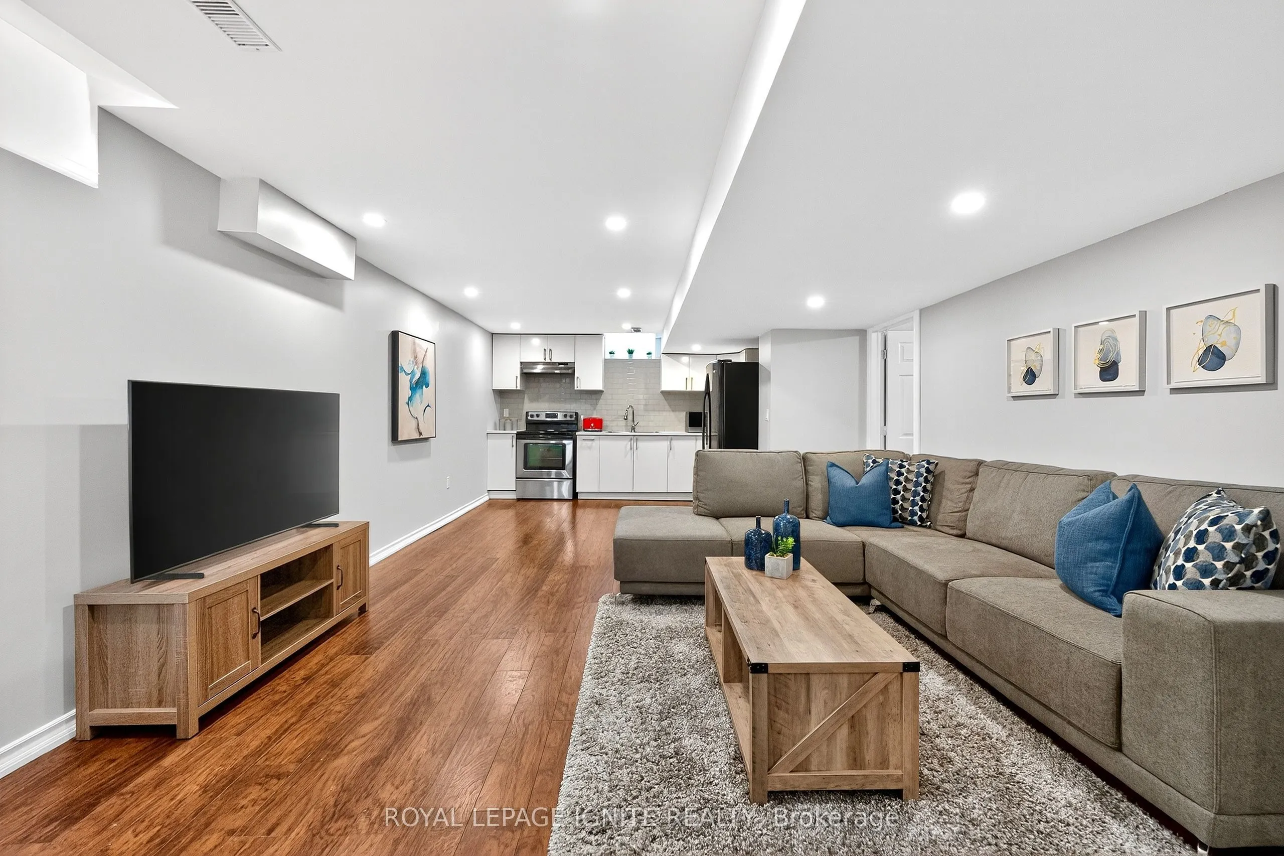 95 Chelsea Crescent