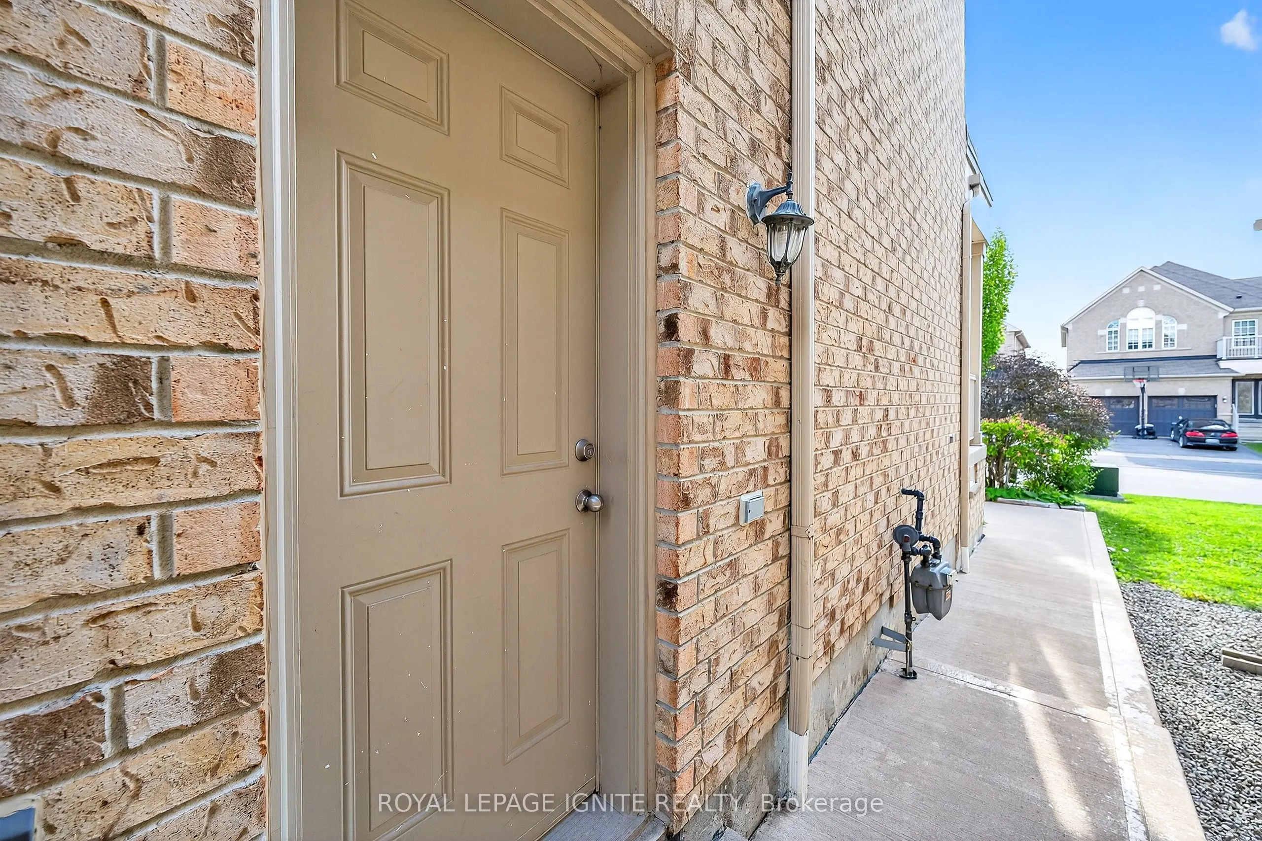 95 Chelsea Crescent