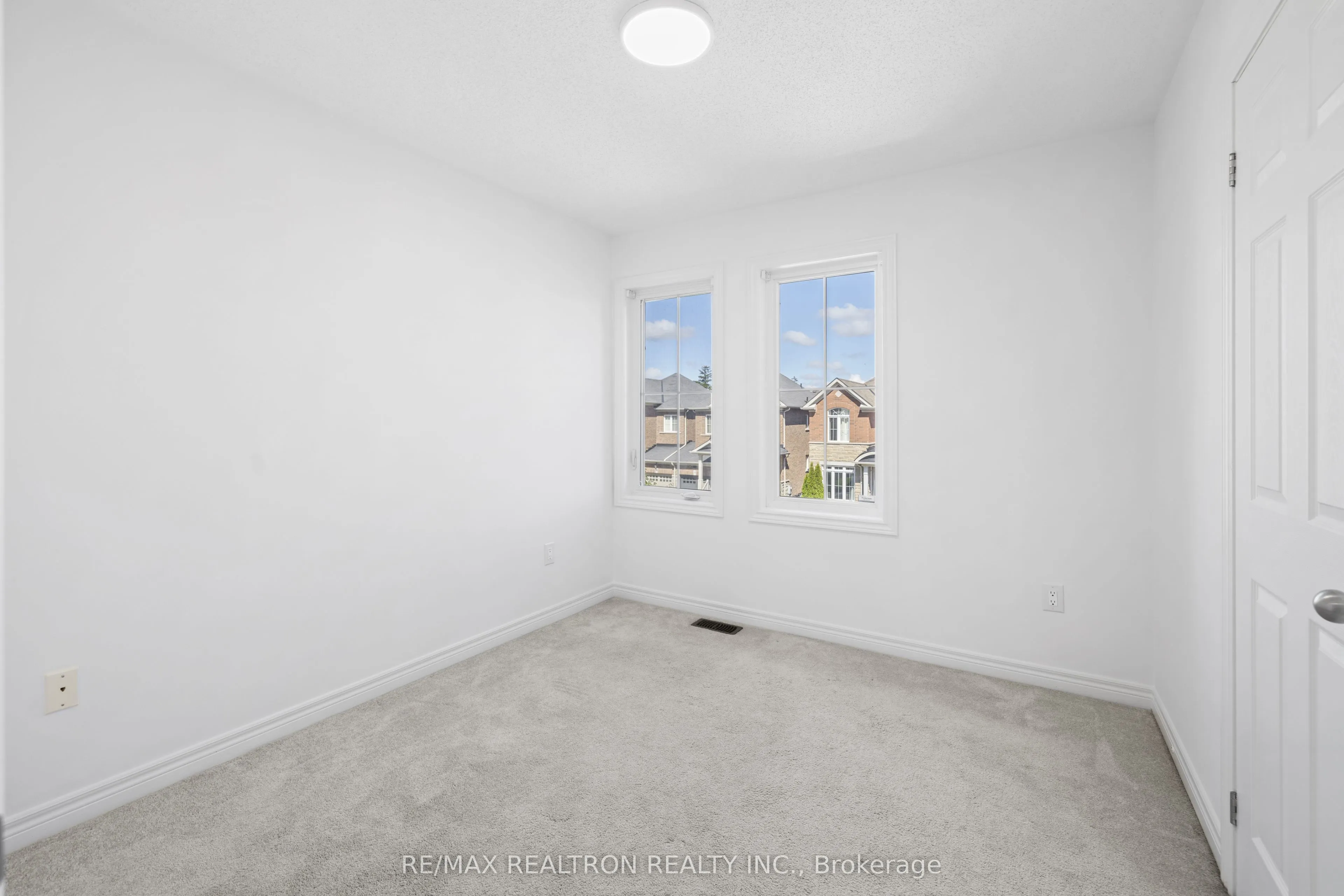 23 Pavlova Crescent